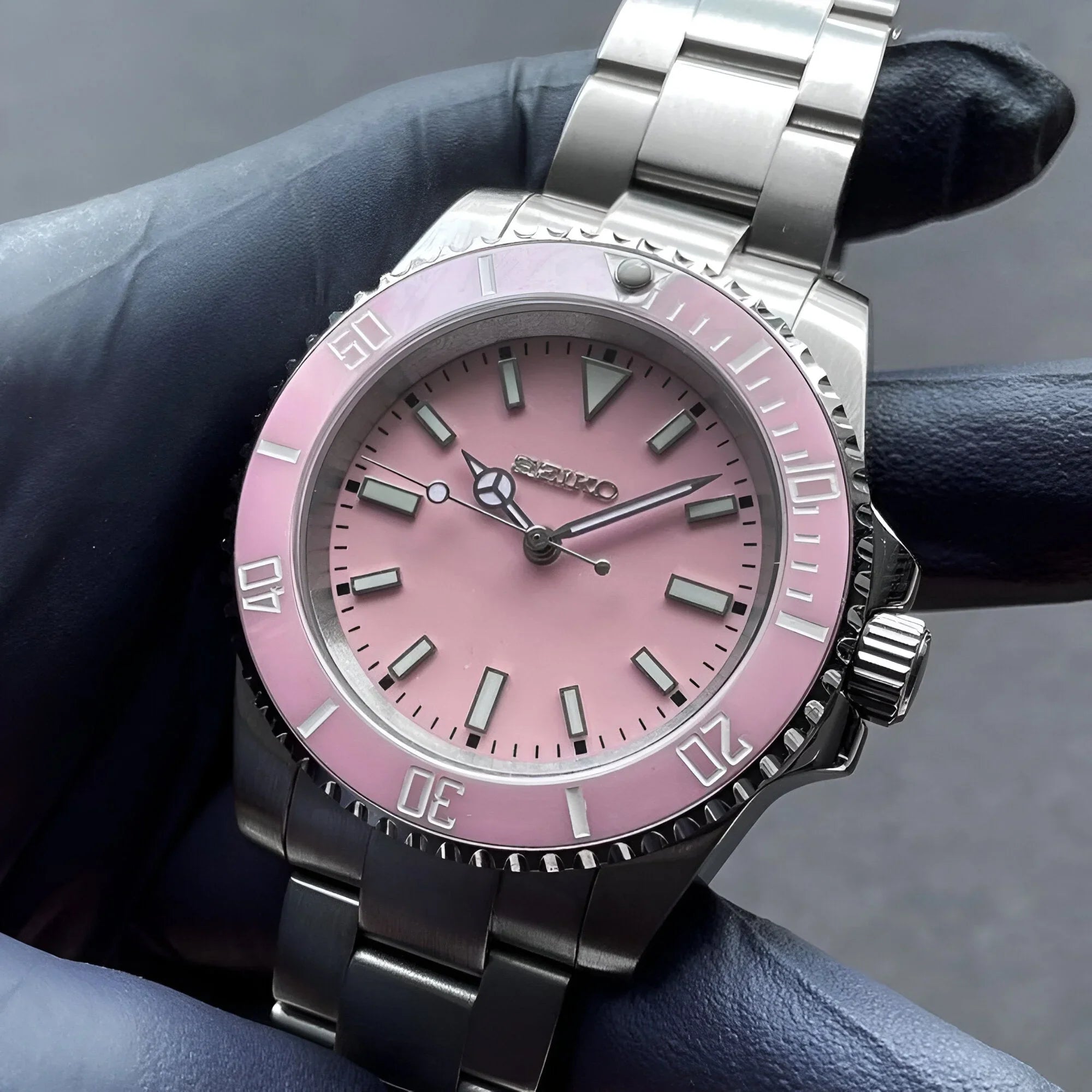 Sleek Seiko personalized dive watch with pink ceramic bezel and unique style