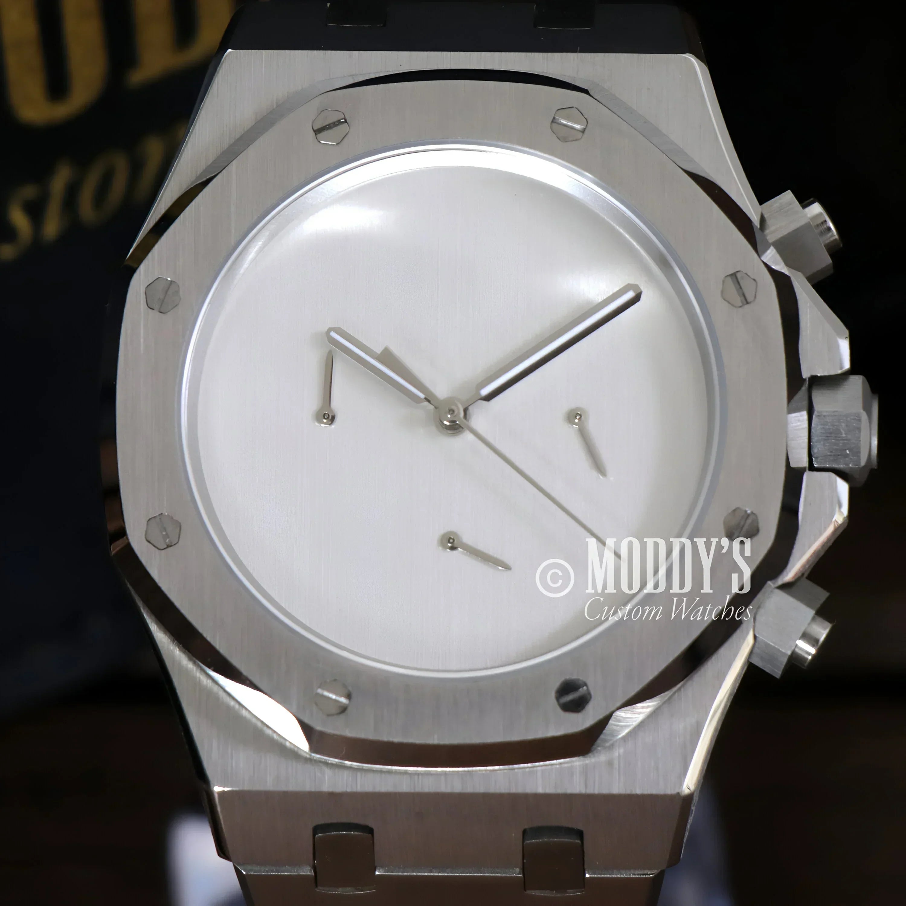 Silver-toned Royal Seikoak wristwatch with white face and VK63 hybrid movement