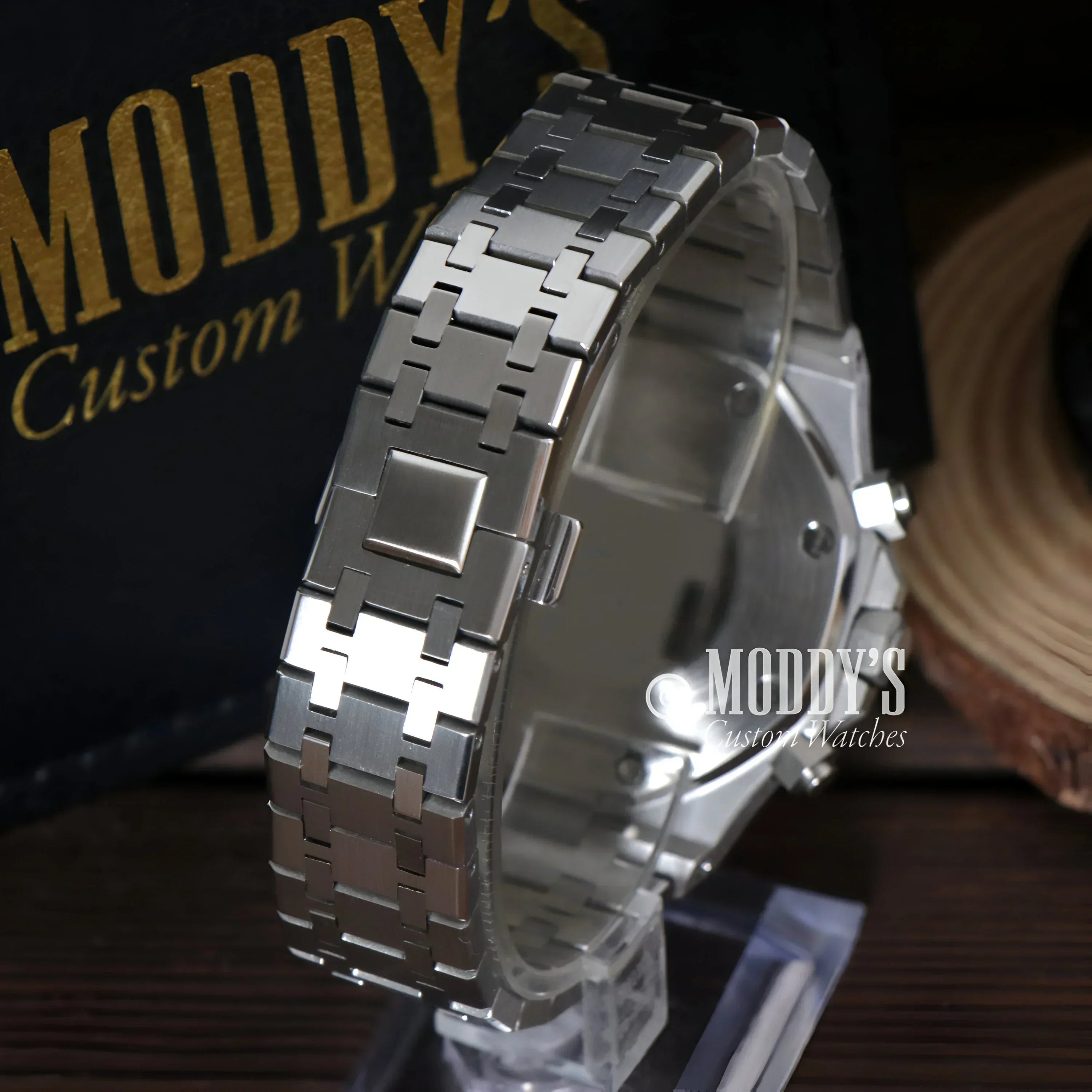 Silver metal watch band for Royal Seikoak Chrono with VK63 hybrid movement