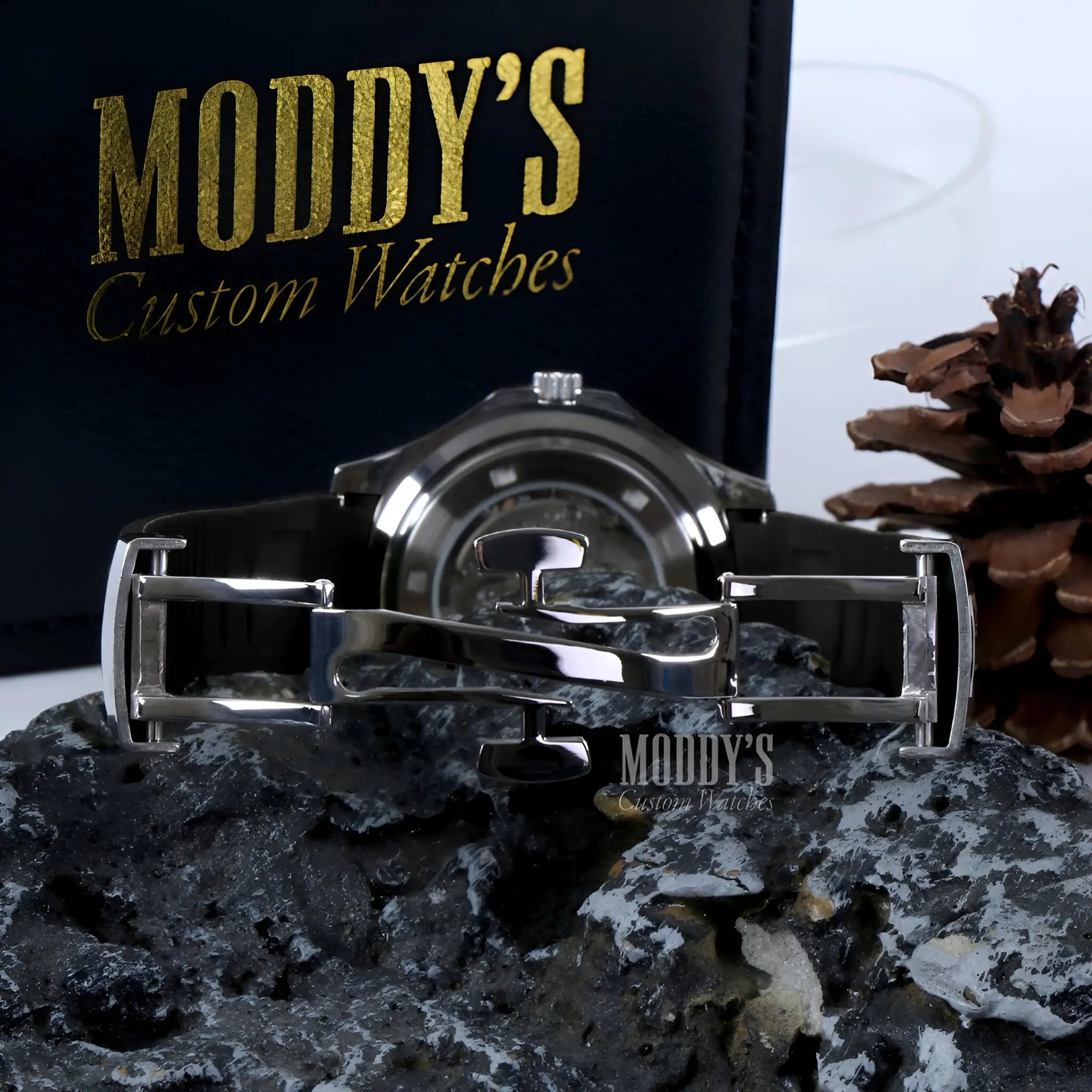 Seiko mod Aquanaut: silver stainless steel watch with black leather strap