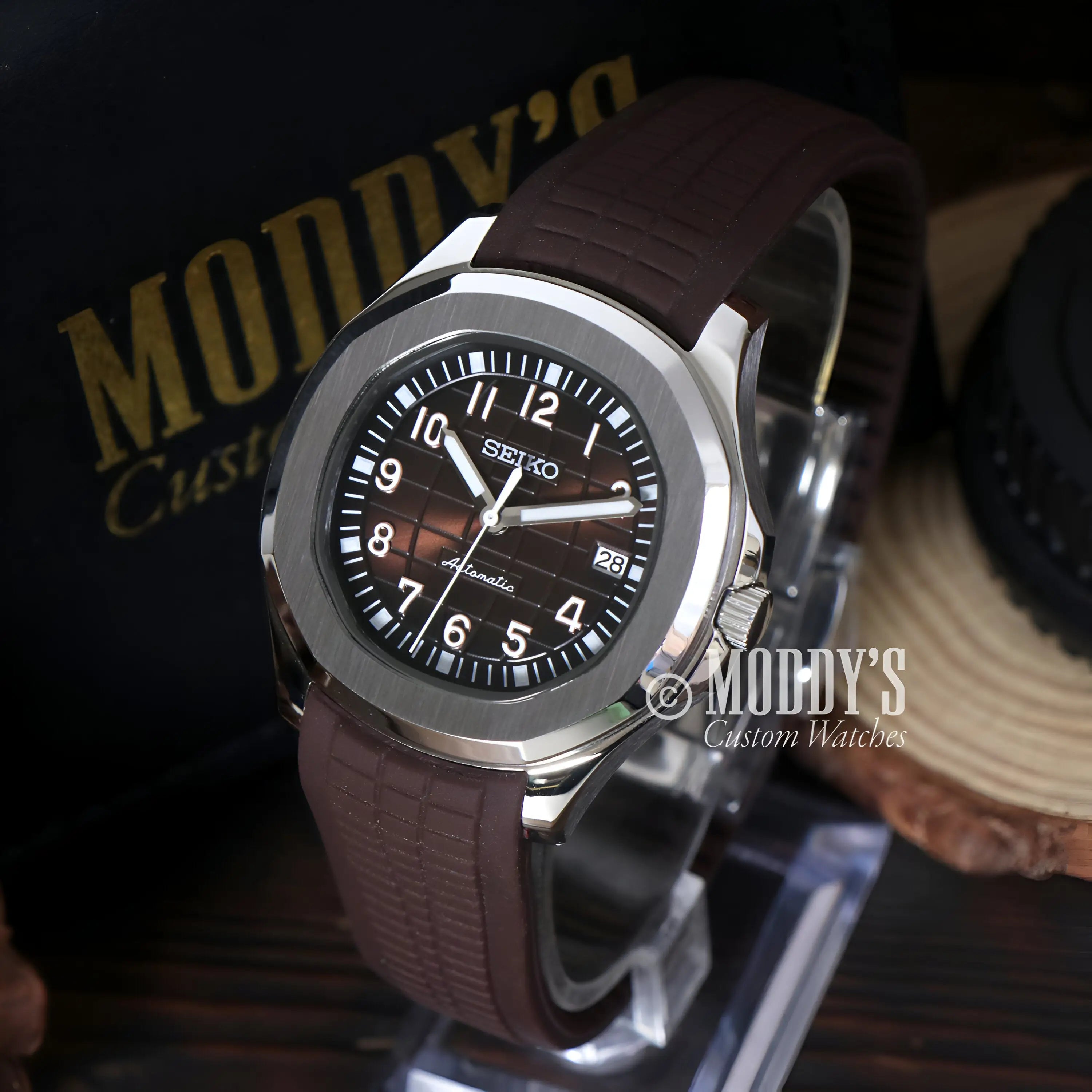 Seikonaut Brown Seiko mod Aquanaut with NH35 automatic movement