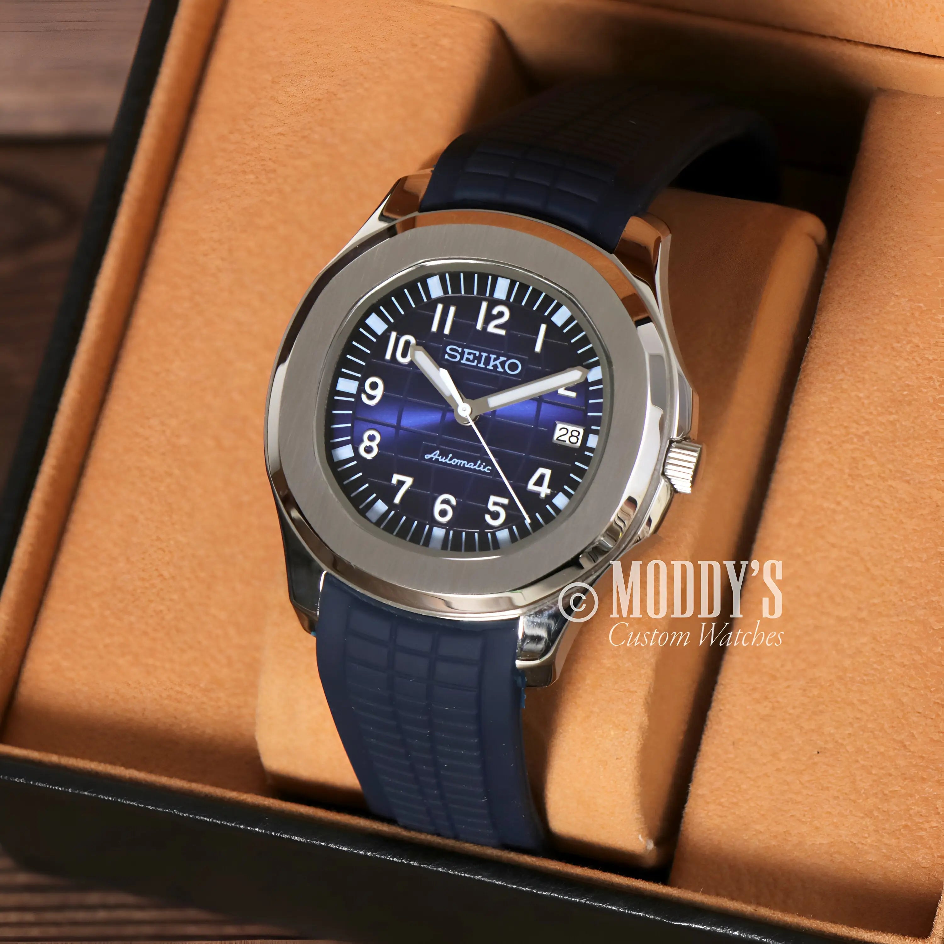 Seikonaut Blue Seiko mod aquanaut watch with NH35 automatic movement