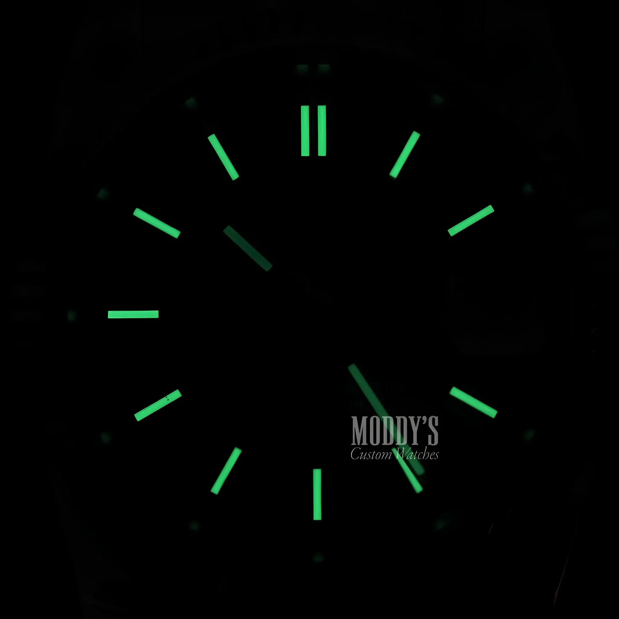 Seiko NH35 Automatic Glow-in-the-Dark Watch with Green Luminous Hands