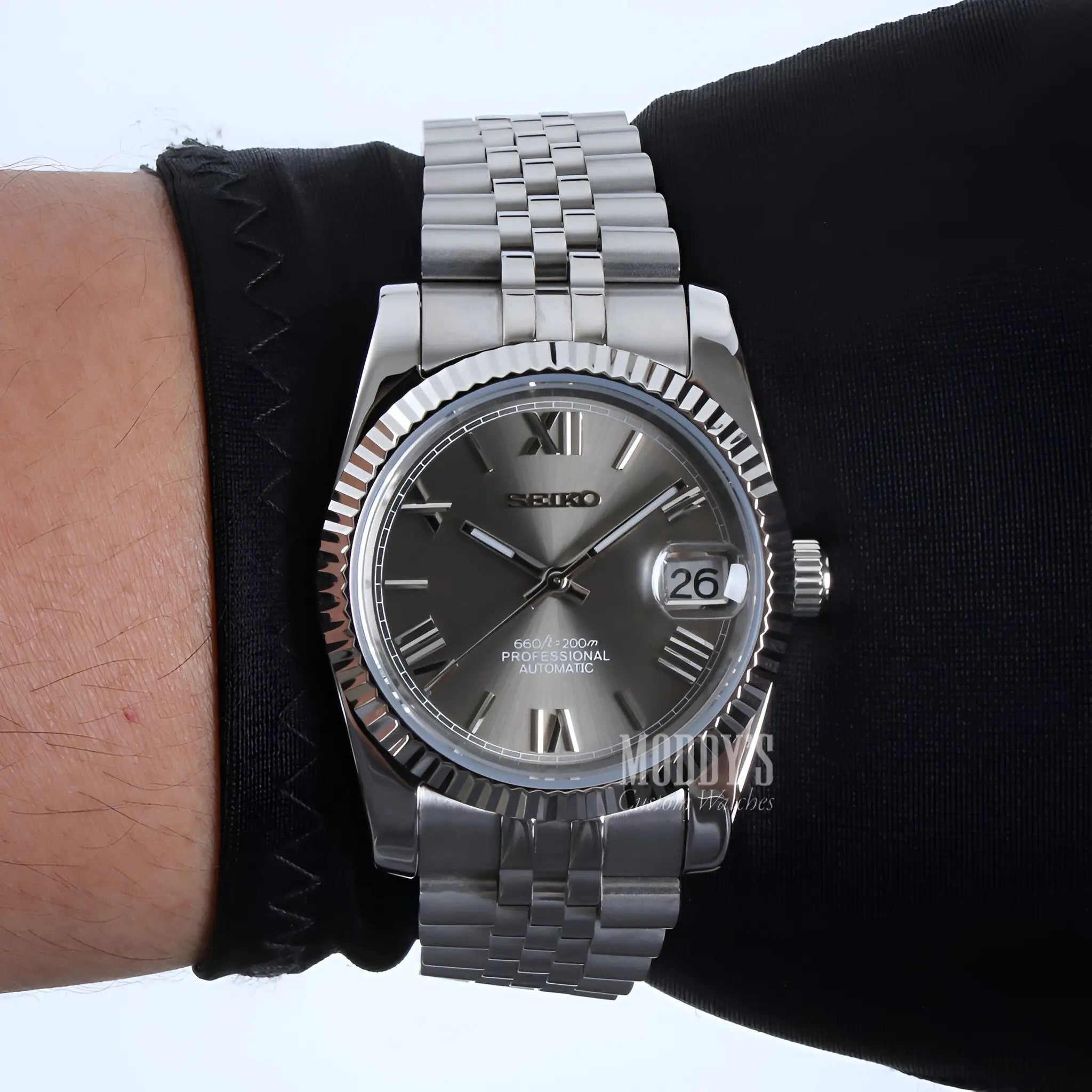 Silver Seiko NH35 automatic watch with gray dial and Roman numerals