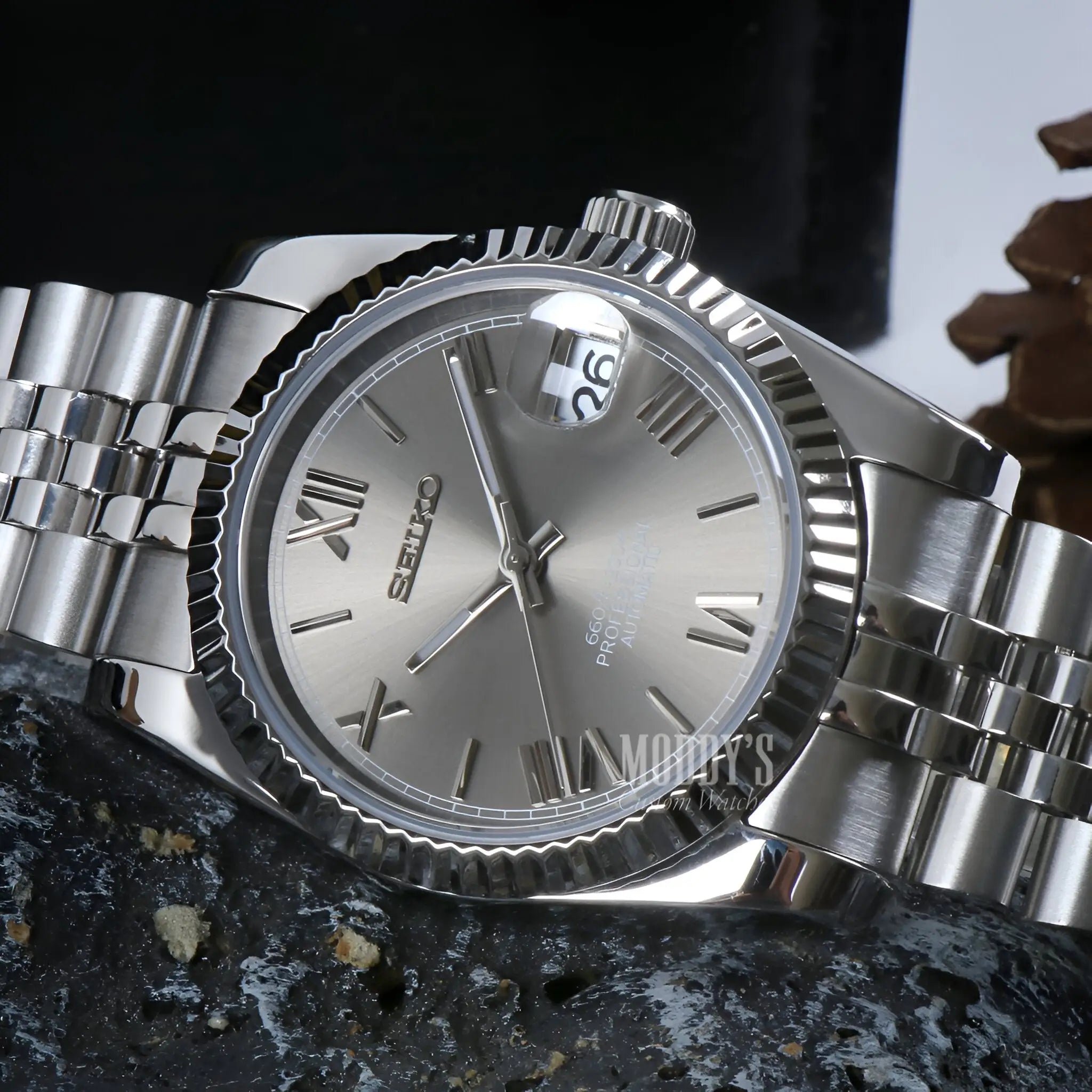 Seiko mod Datejust with NH35 automatic, Roman numerals and date window