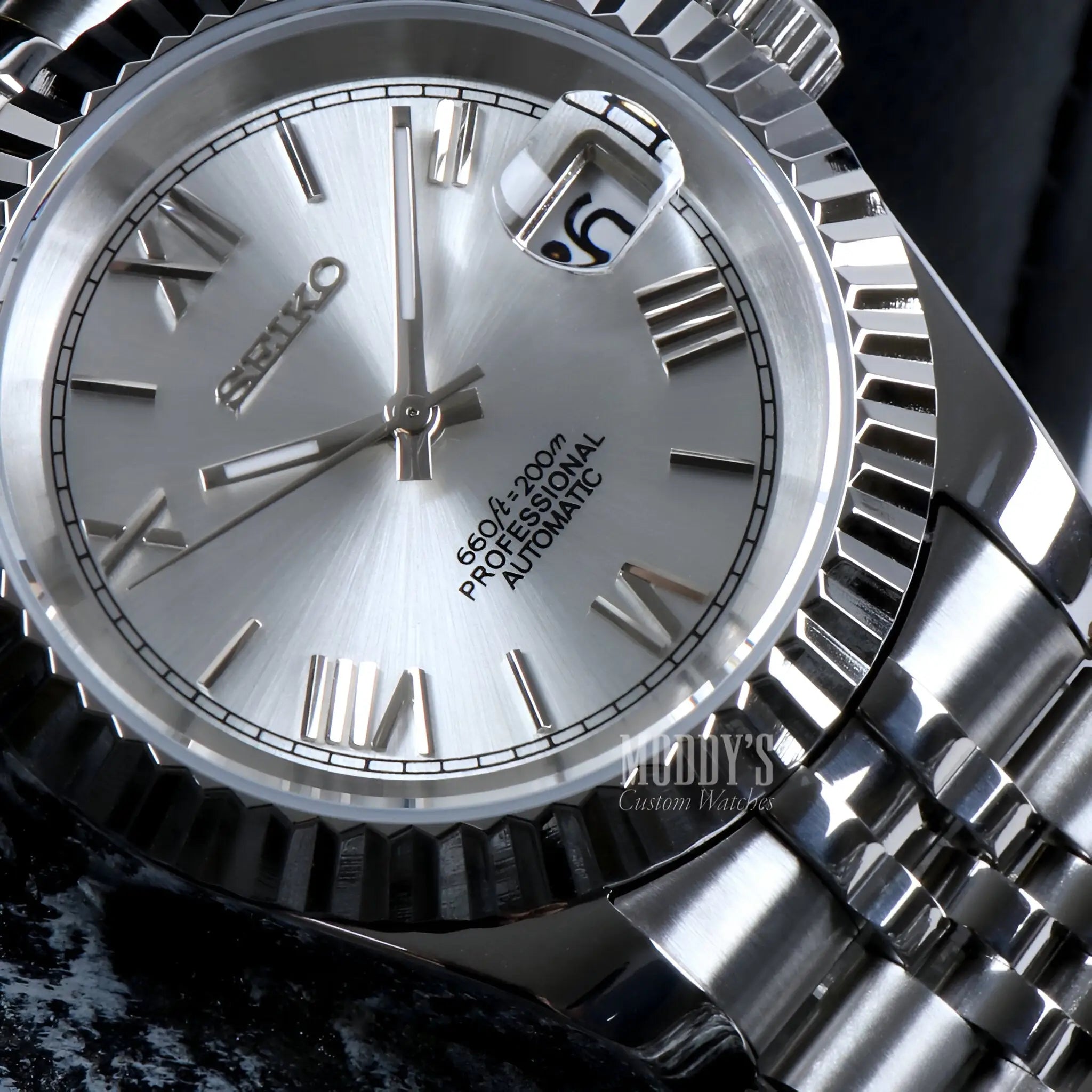 Seiko NH35 automatic watch with Roman numerals and date window