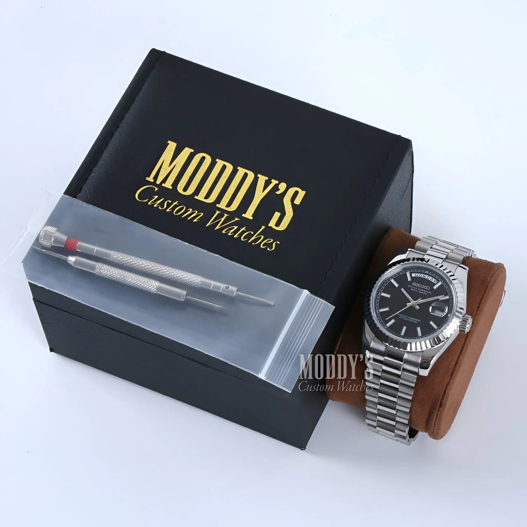 Seikojust Daydate Classic Black seiko mod watch with 316L stainless steel bracelet