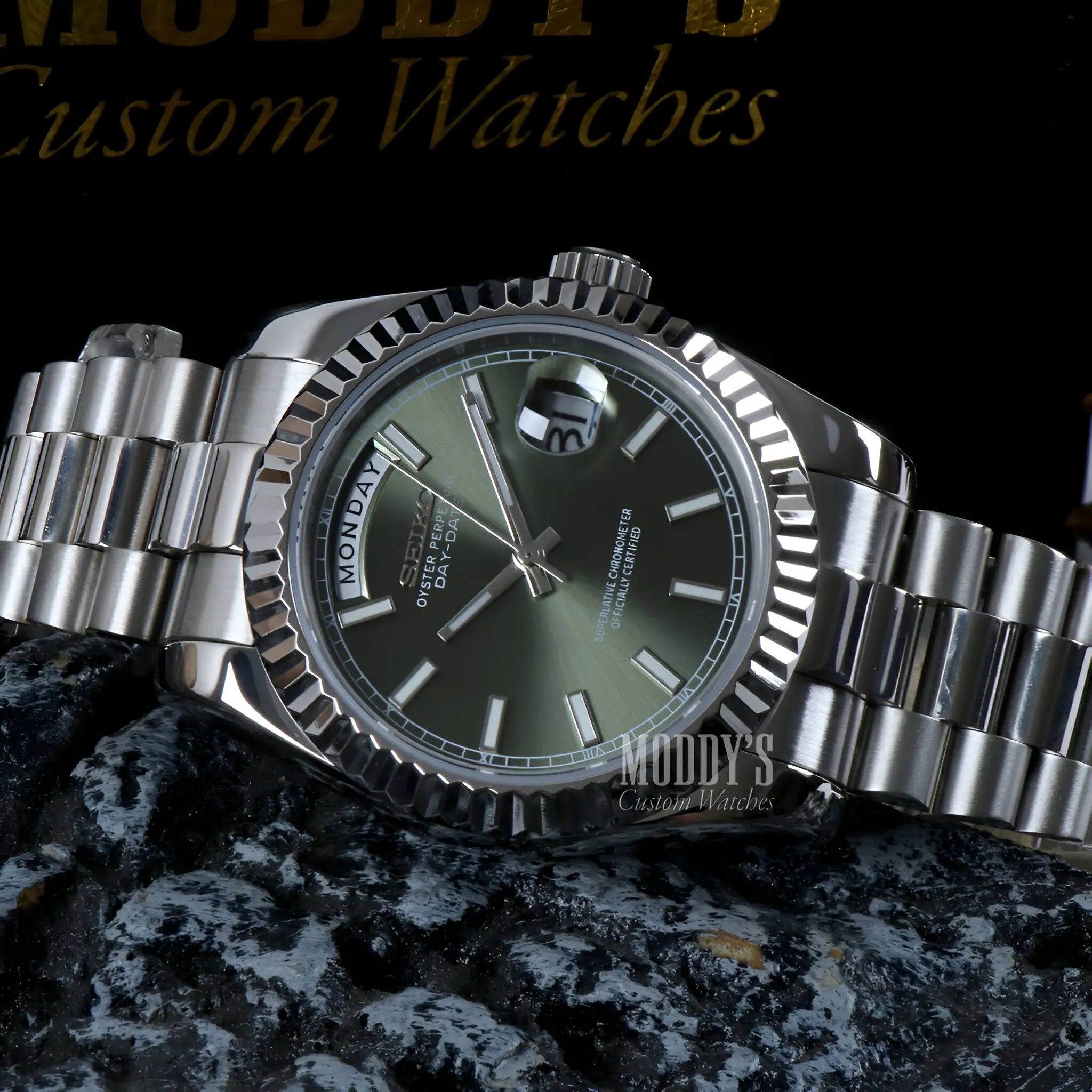 Seiko mod Datejust with mint green dial, 316L stainless steel bracelet, automatic movement