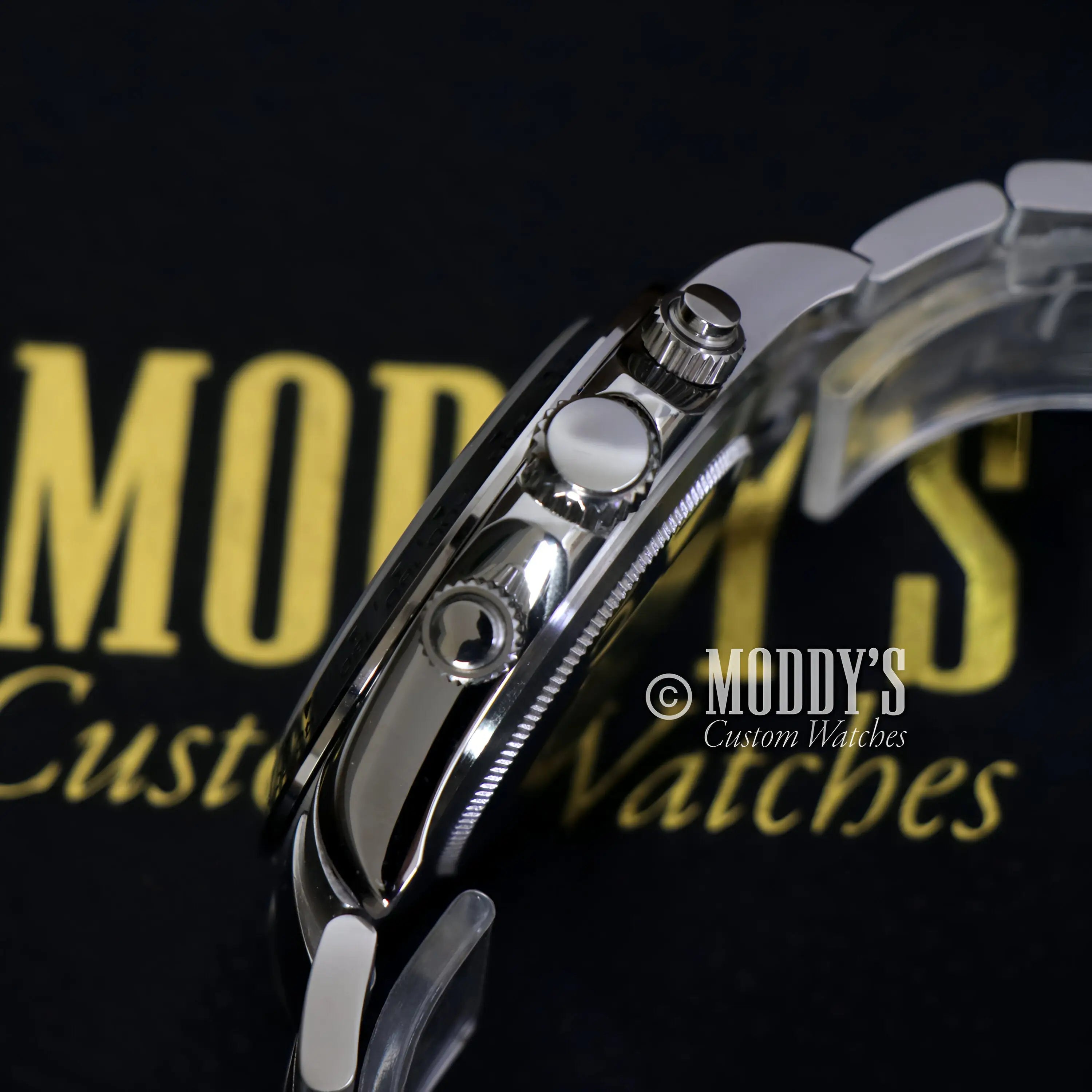 Seiko mod Daytona silver stainless steel watch with black dial and date window