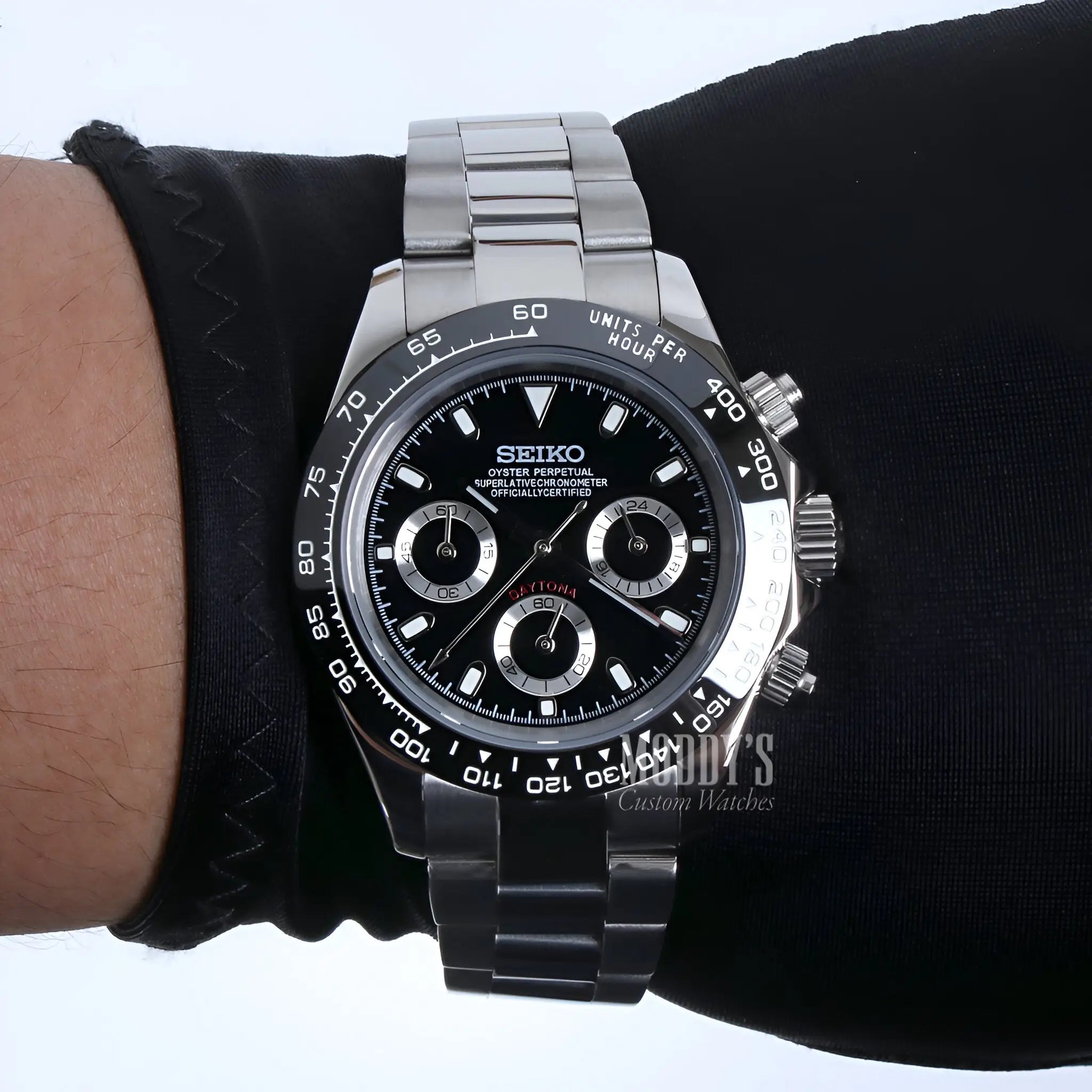 Seiko VK63 Hybrid Mod Daytona with black dial and silver accents