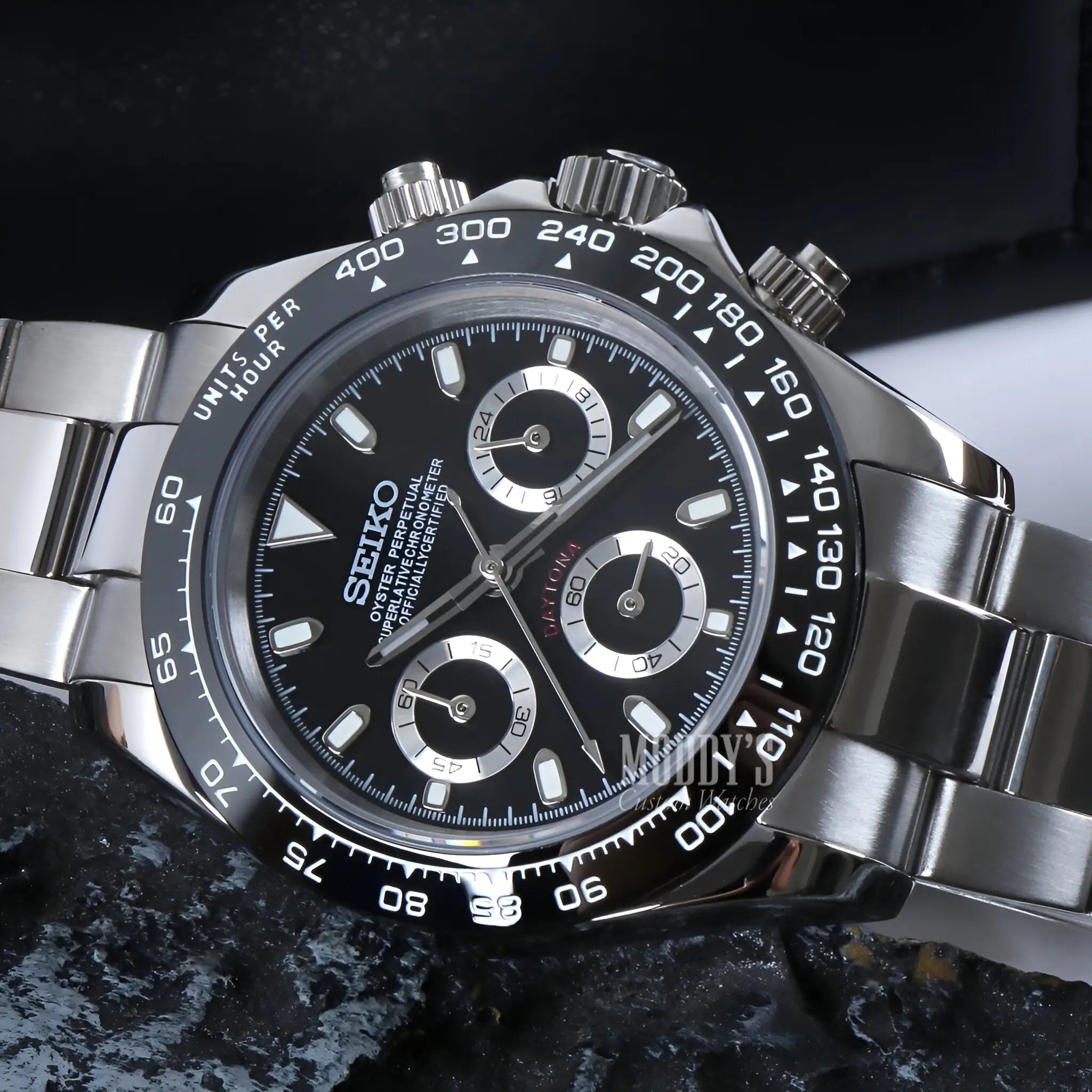 Seiko VK63 hybrid mod Daytona with black dial and silver accents