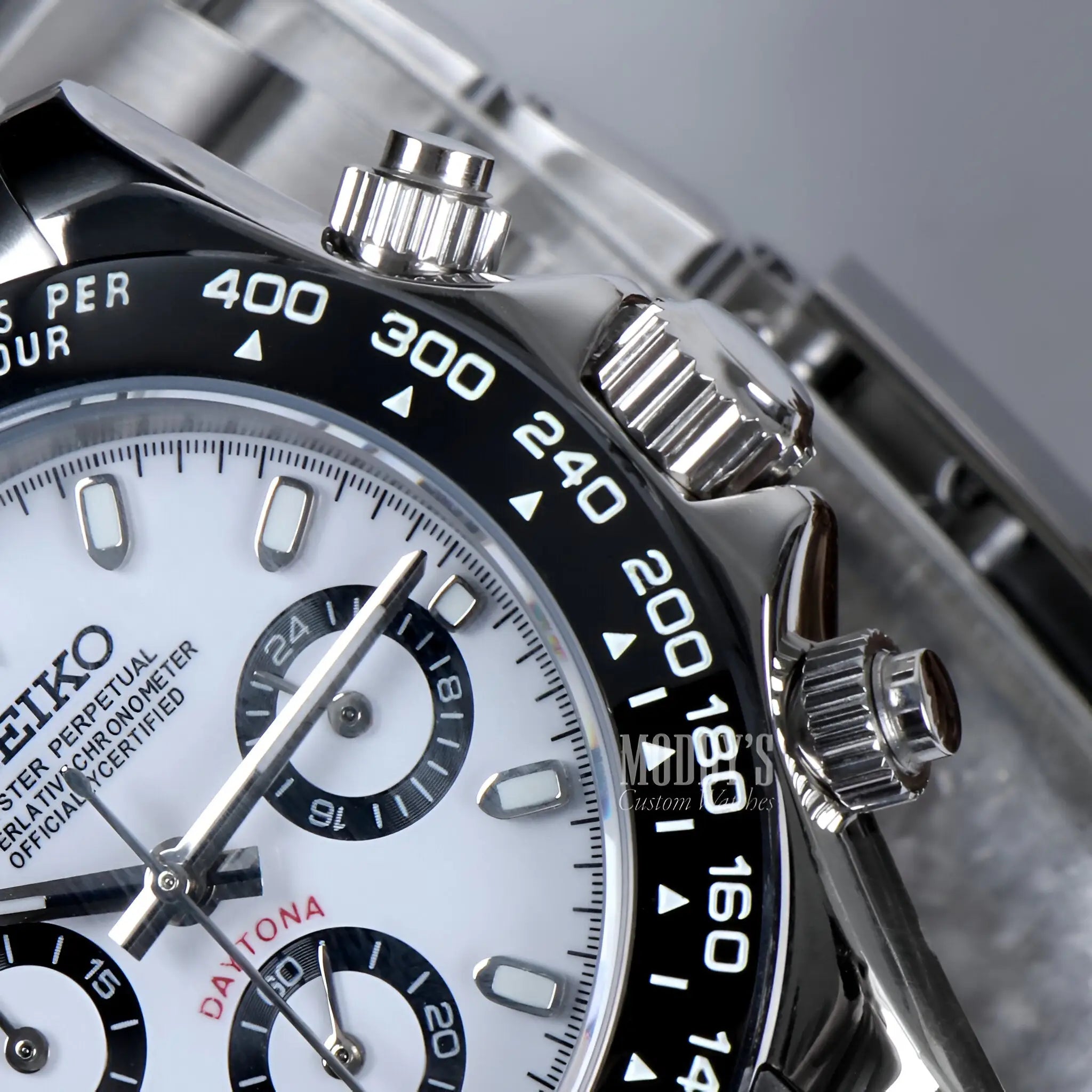 Seiko VK63 Hybrid Mod Daytona Panda chronograph with white dial