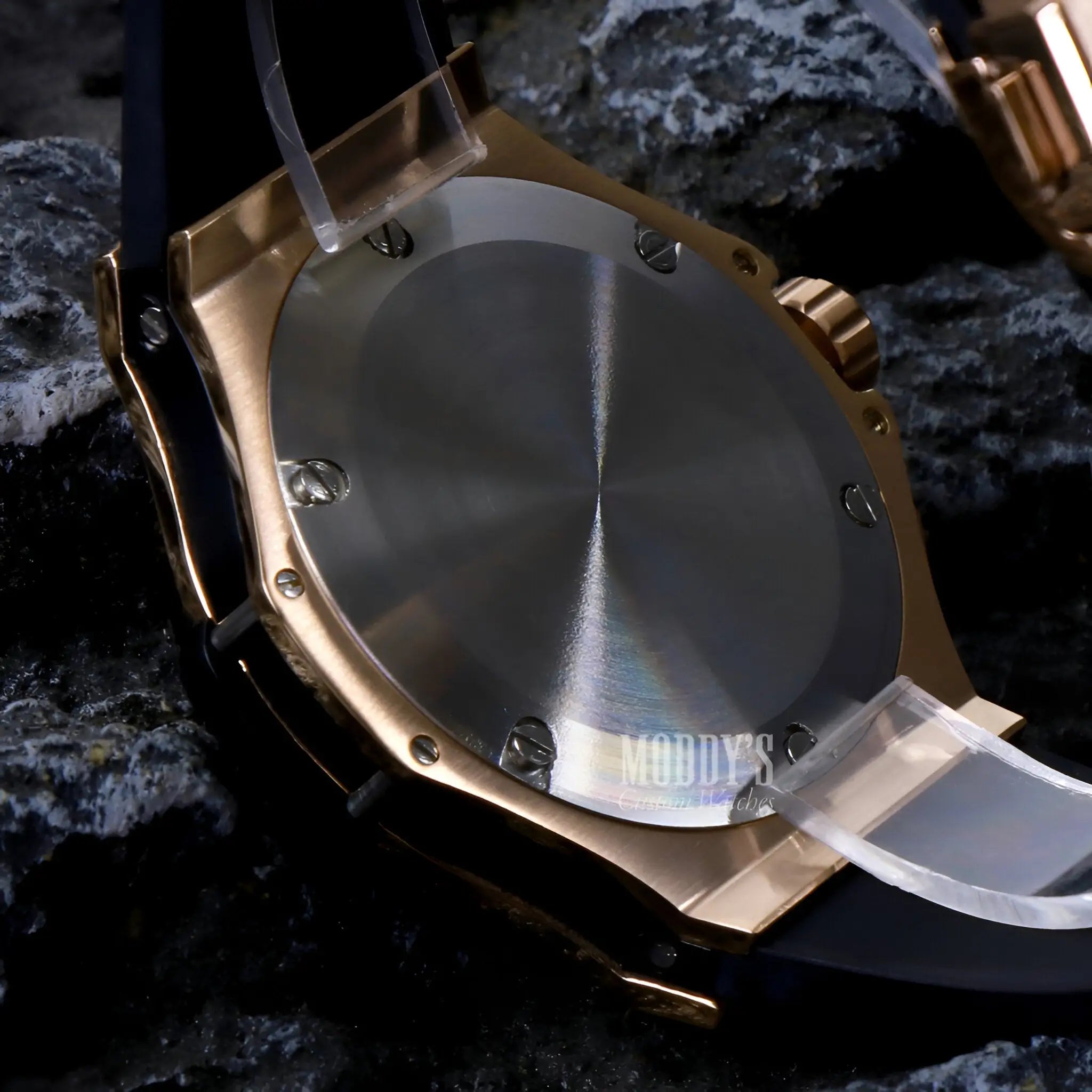 Hubleiko Big Bang Rose Gold watch with stainless steel back