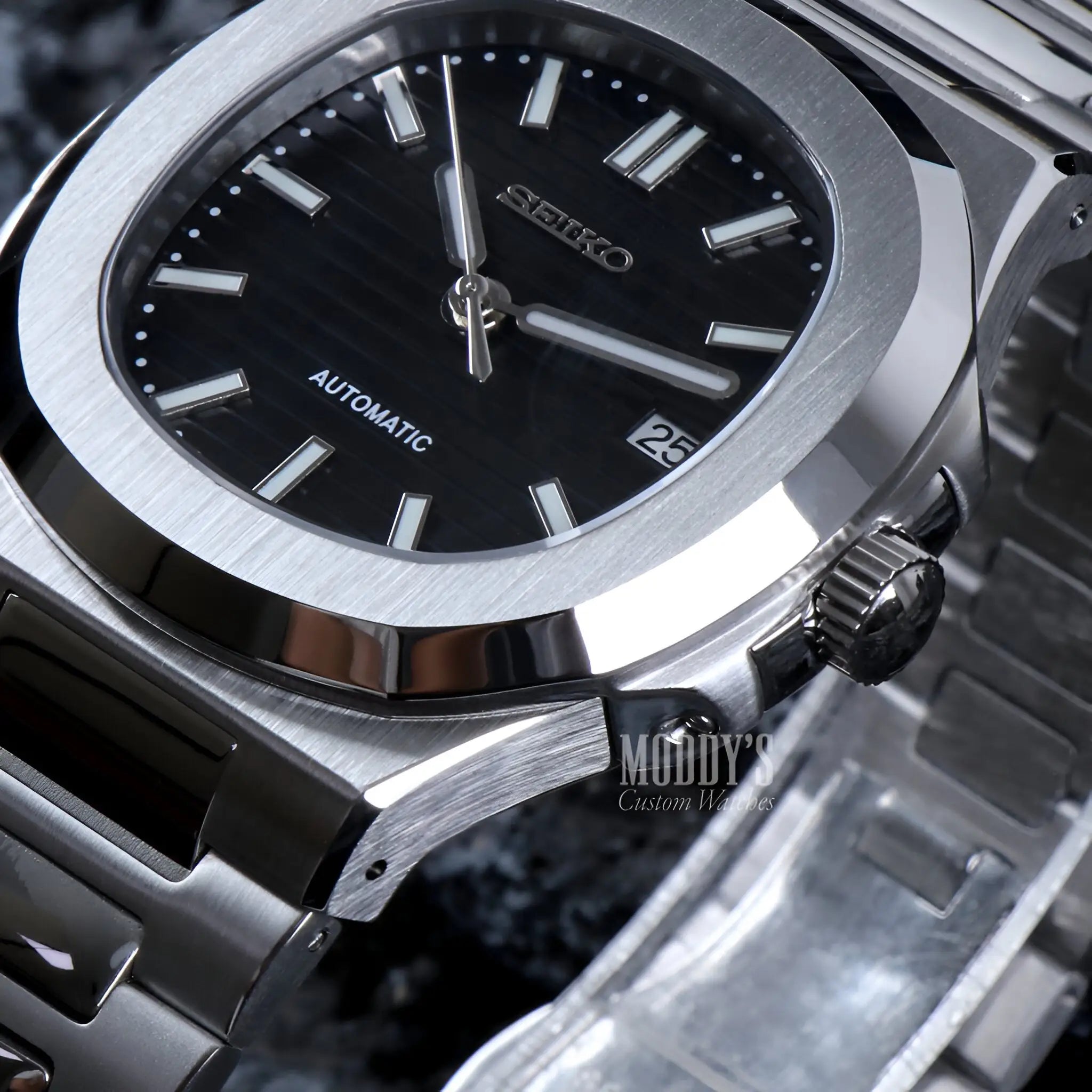 Seiko mod Nautilus black dial NH35 automatic watch in 904L steel