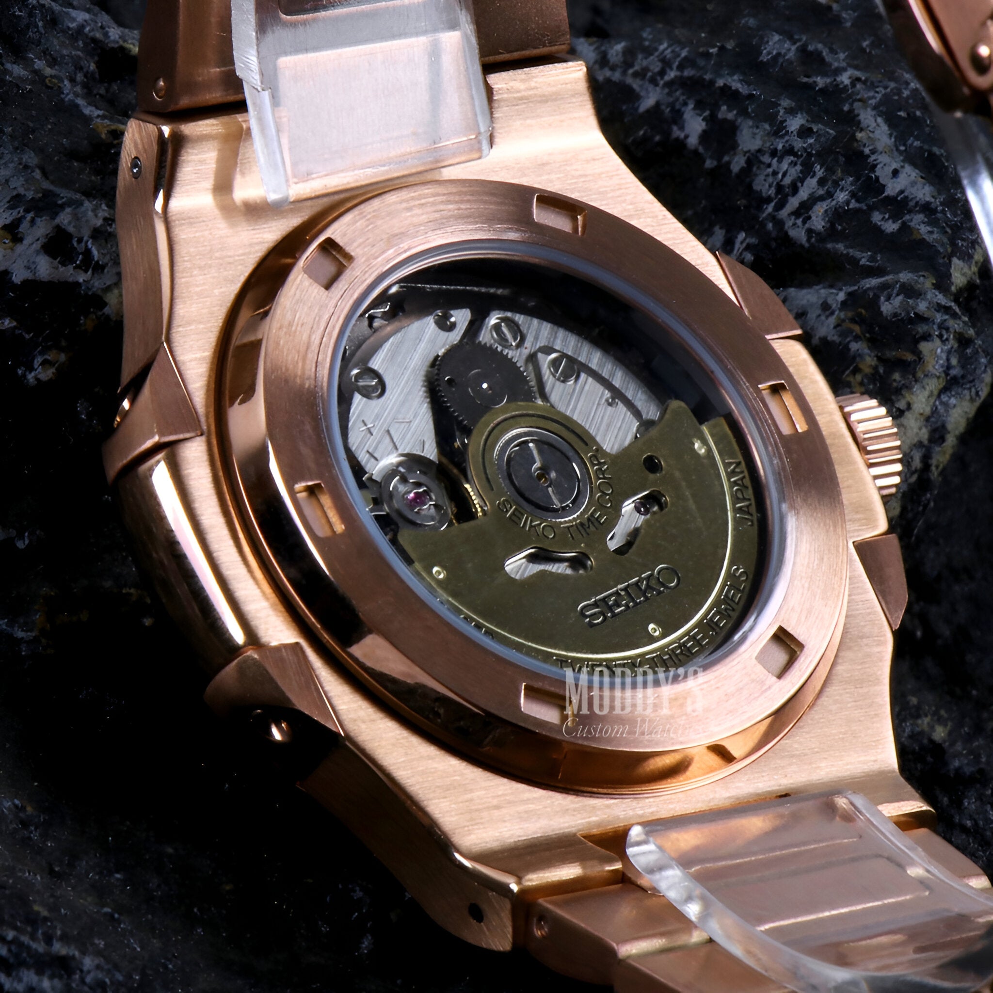 Nautiko | Rose Gold Chocolate Open Heart