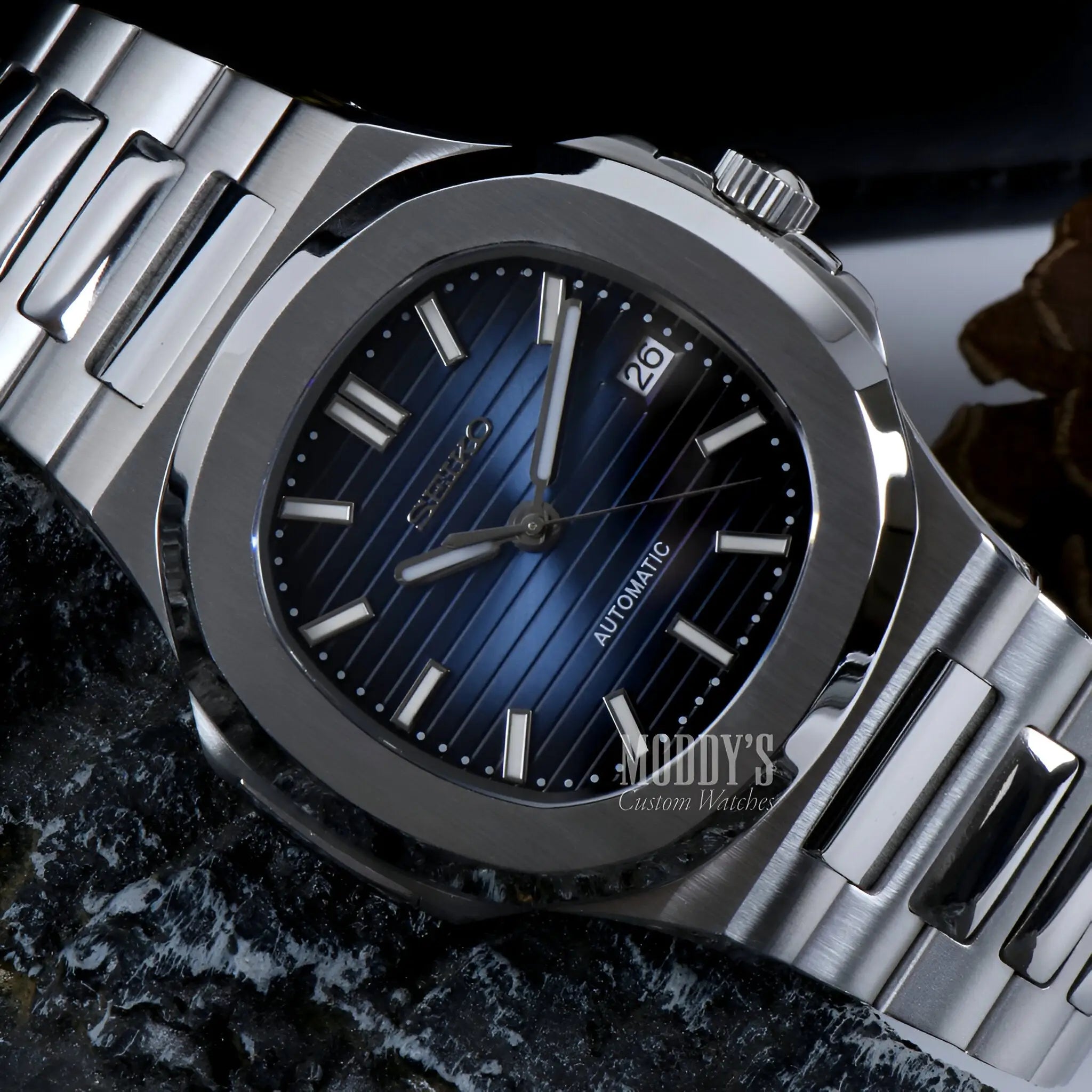Blue Seiko Mod Nautilus watch with NH35 automatic and 316L steel