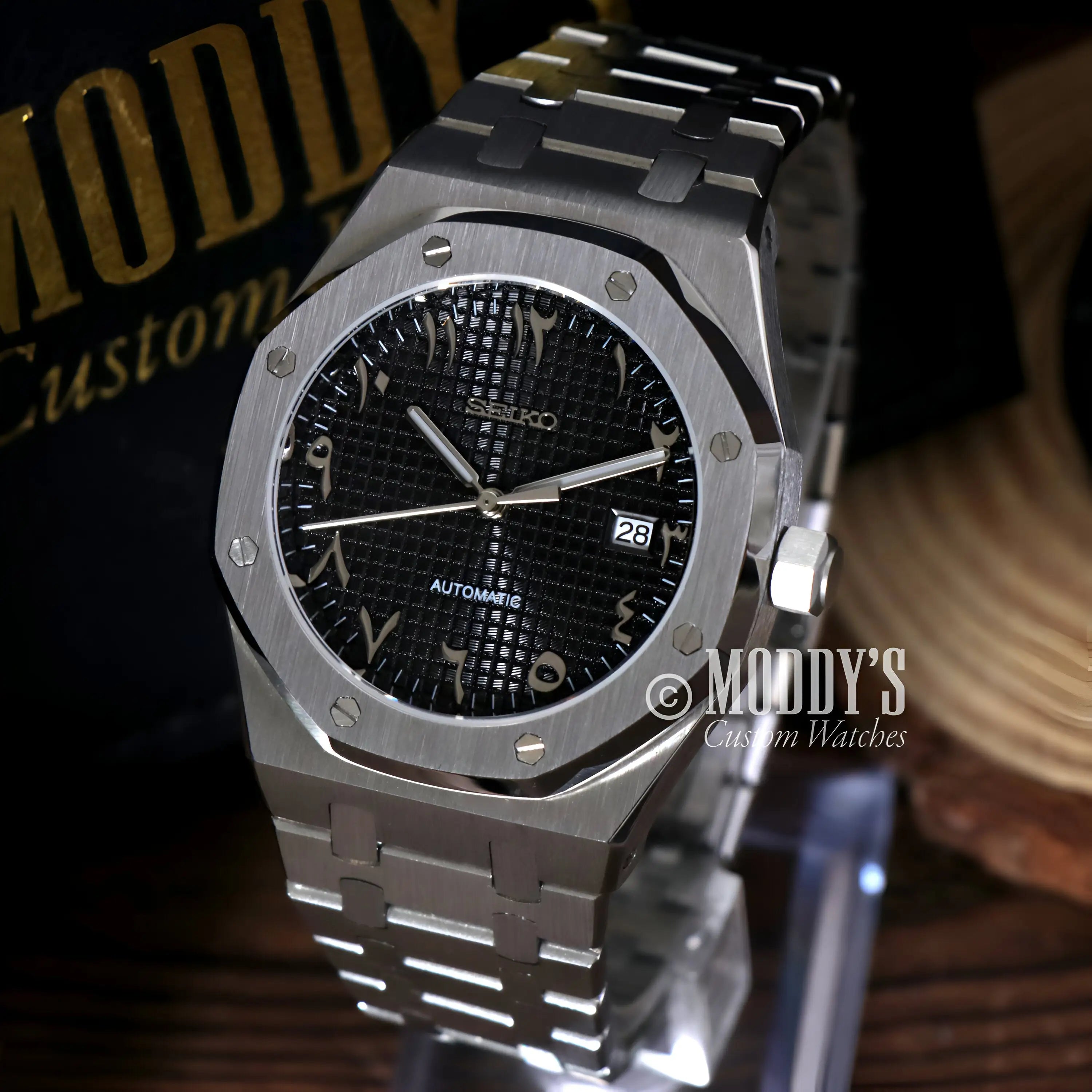 Royal Oak mod Seiko NH35 automatic watch with black dial