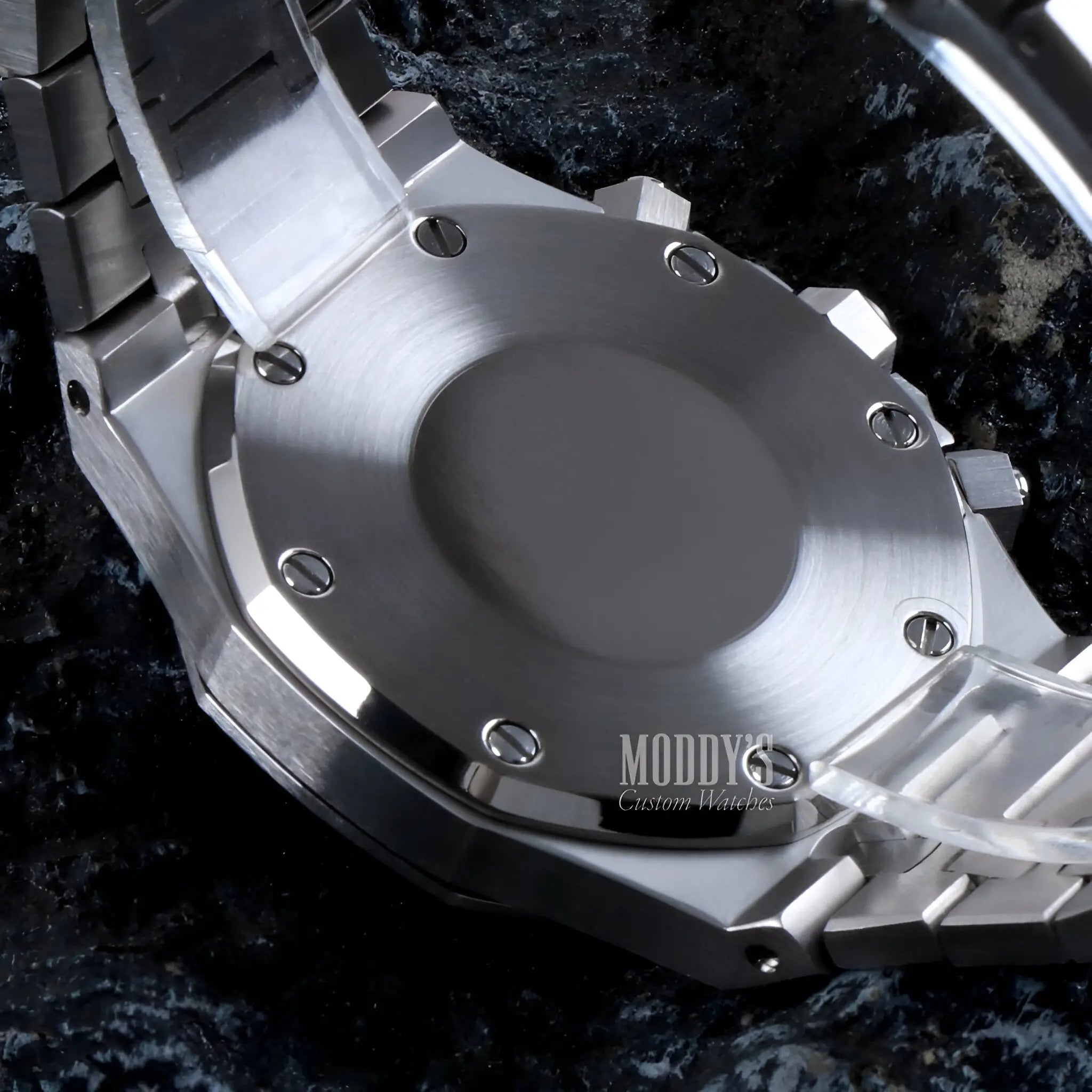 Royal Seikoak Chrono Black with Seiko VK63 hybrid movement