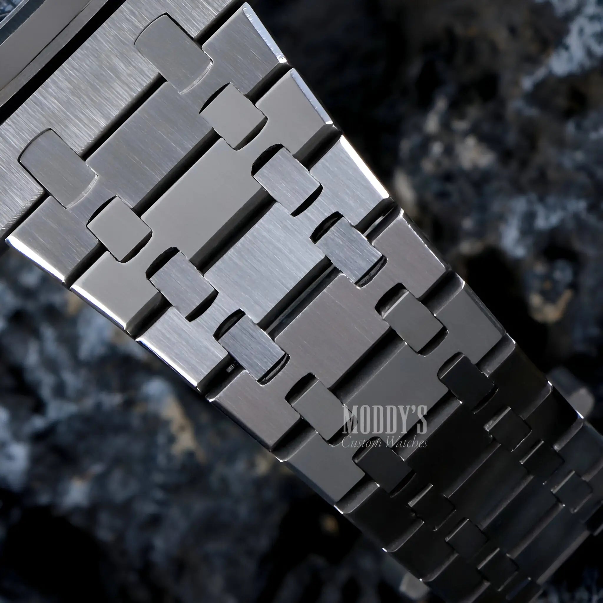 Royal Seikoak Chrono Blue stainless steel watch band with brushed interlocking links