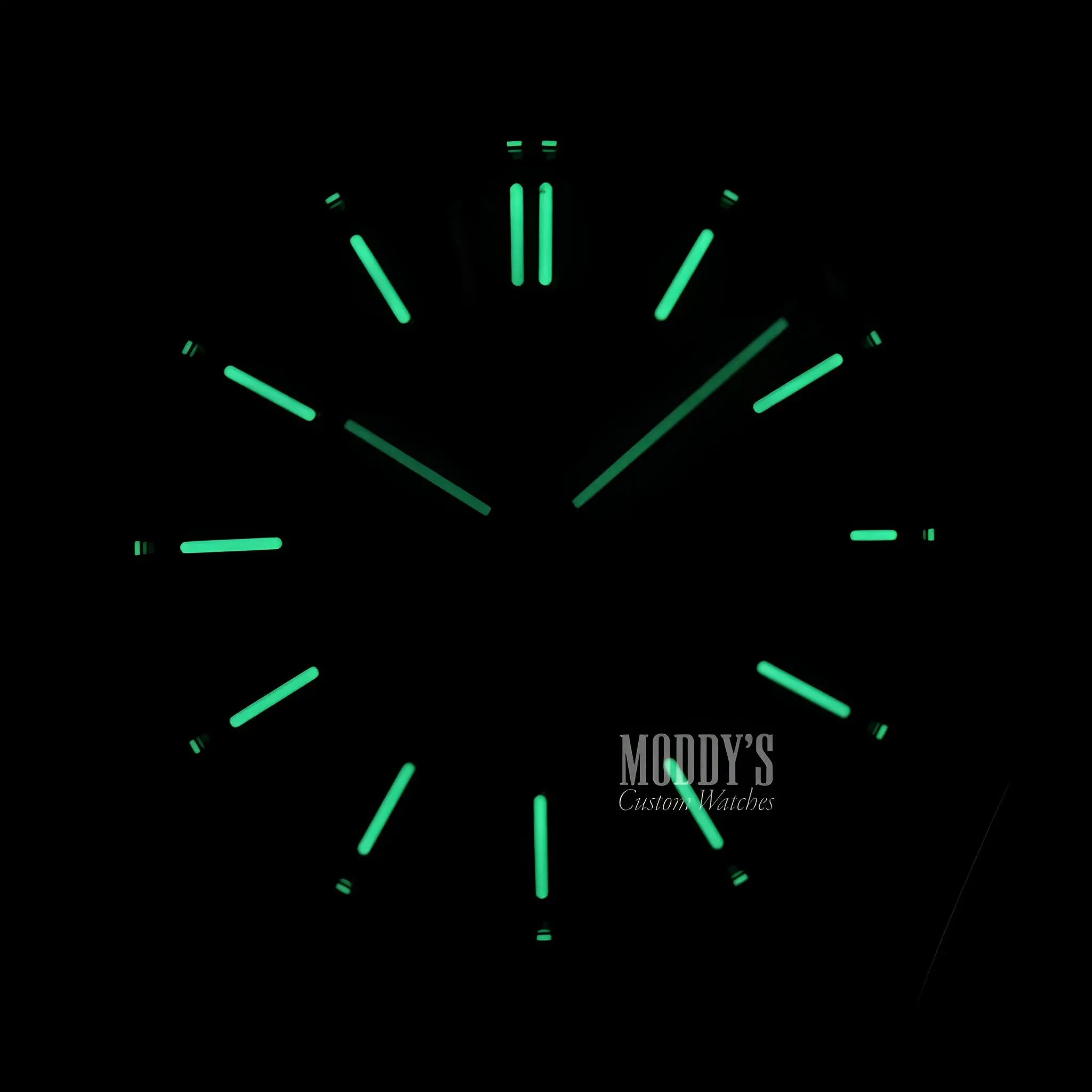 Royal Seikoak Green glow-in-the-dark watch with Seiko NH35 automatic, luminous green hands, black face, water resistance, Royal Oak mod