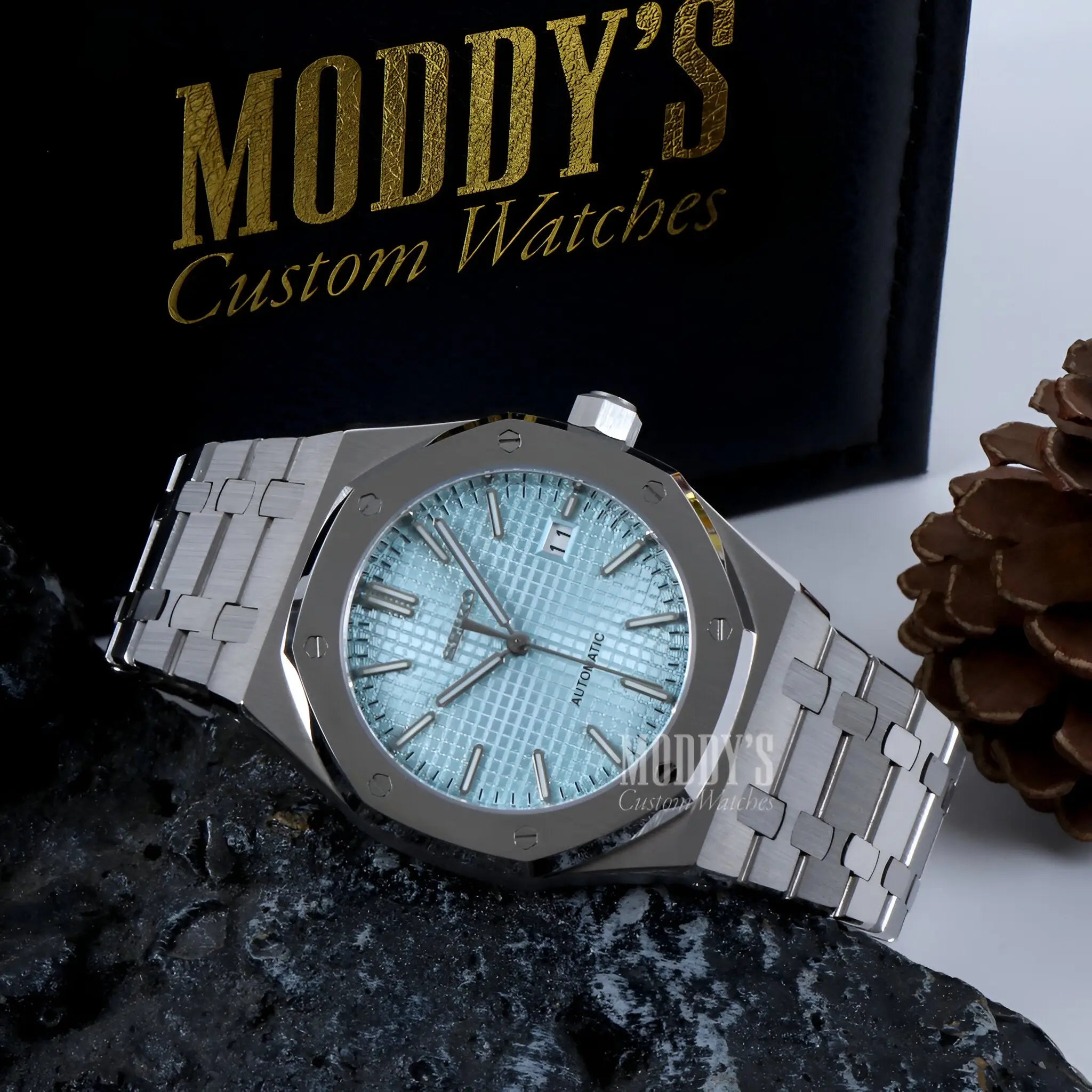 Royal Oak mod Seiko NH35 automatic watch with ice blue dial