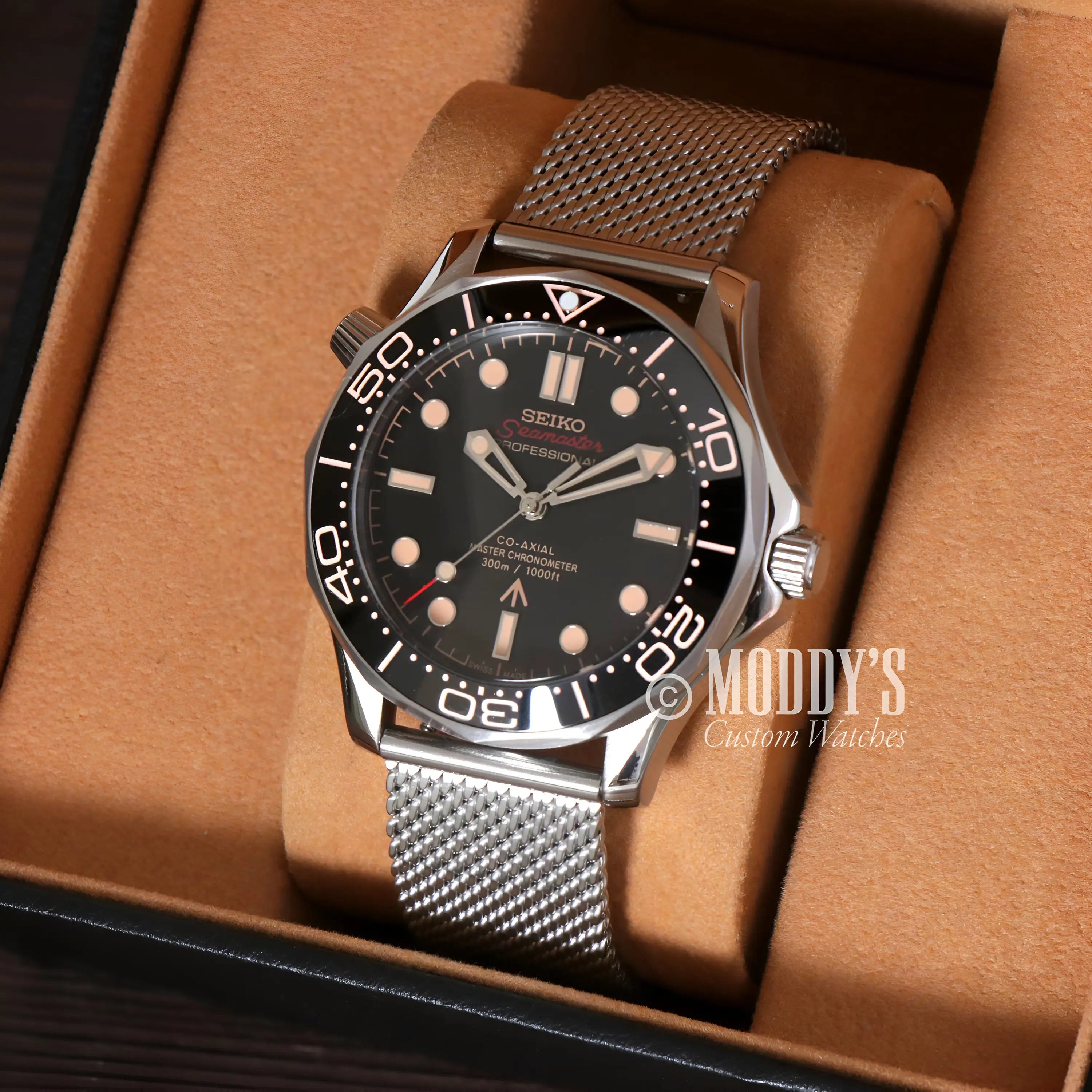 Seiko NH35 automatic mod Seamaster with black dial and silver mesh