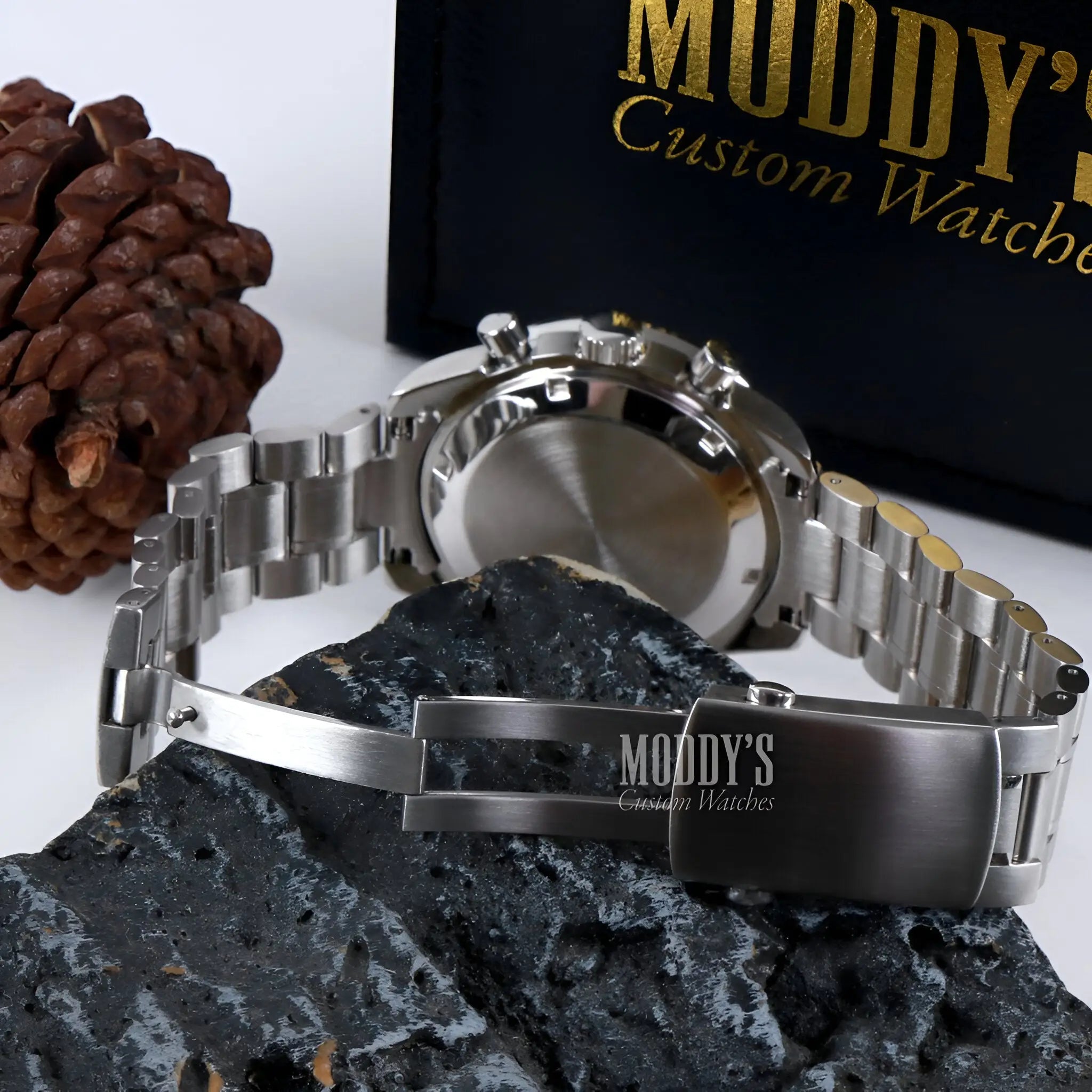 Speedseiko Black Seiko VK63 hybrid watch with silver steel and chronograph