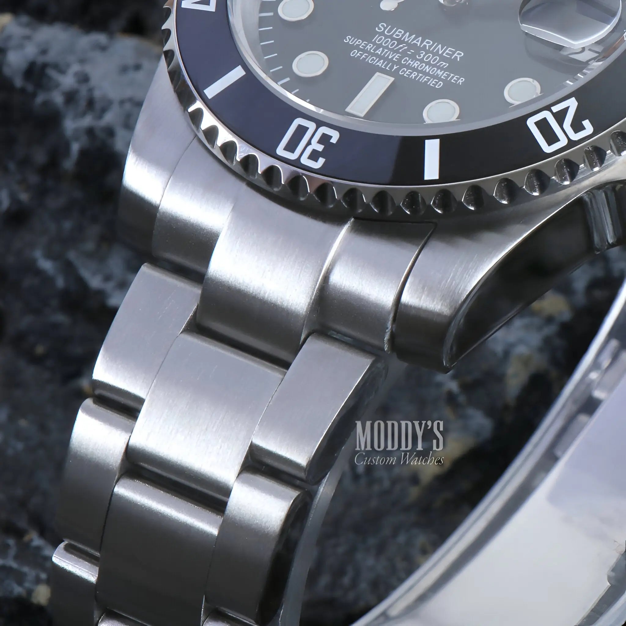 Seiko mod Submariner with NH35 automatic movement, black dial