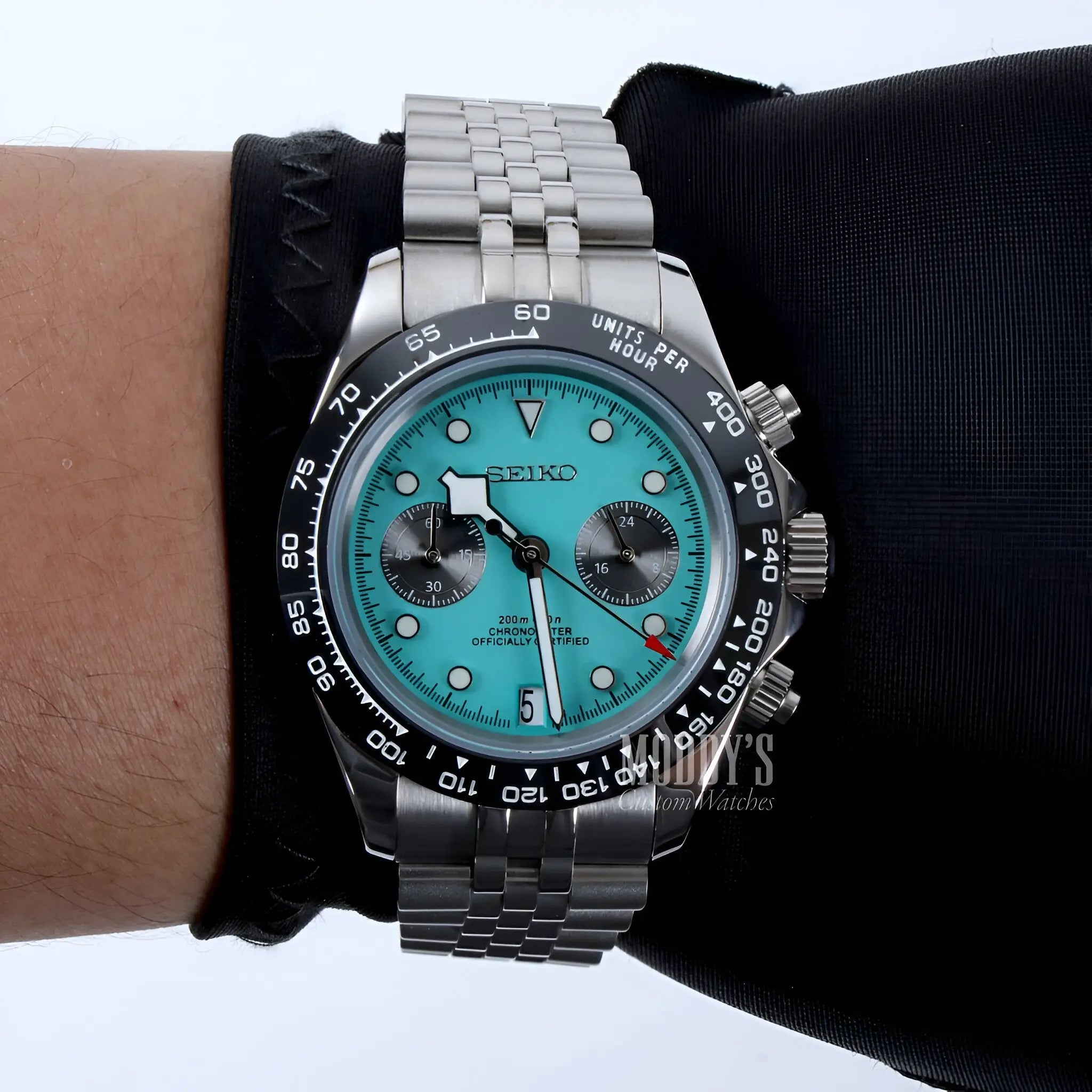 Seiko VK63 hybrid chrono blue watch with turquoise dial