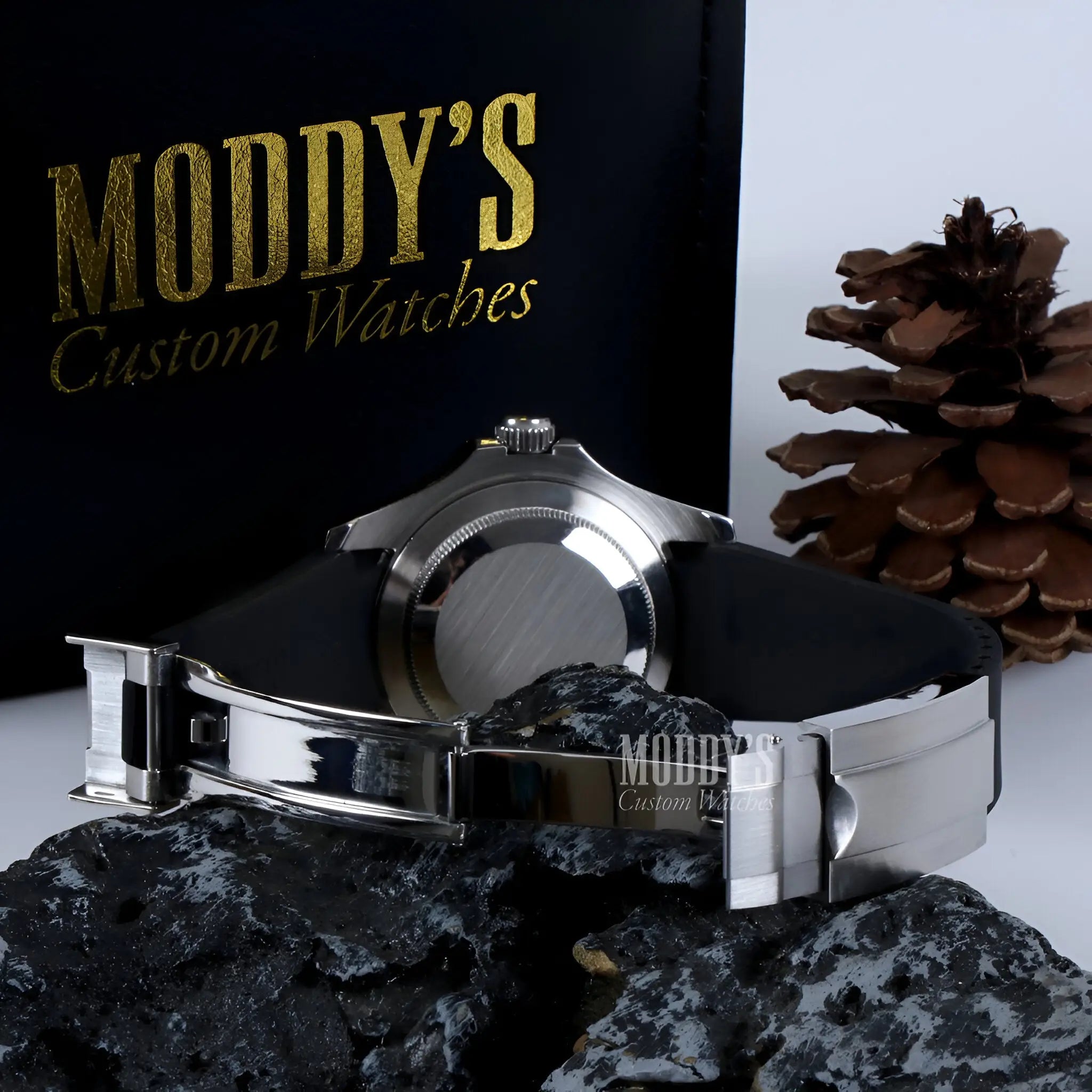 Seiko NH35 automatic silver watch with black leather strap and gold details