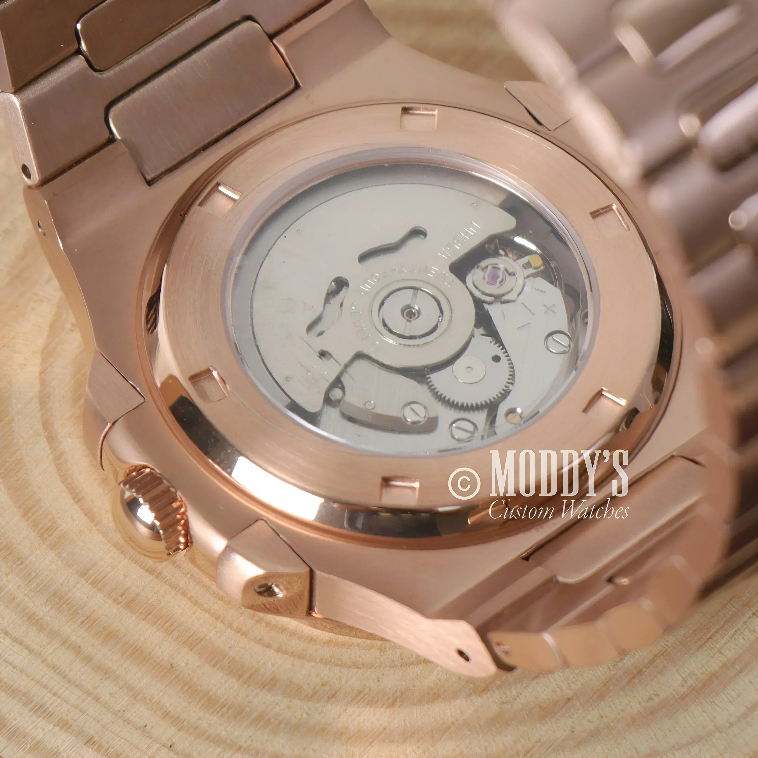 Rose gold automatic watch Nautiko with NH35 movement and 904L stainless steel design