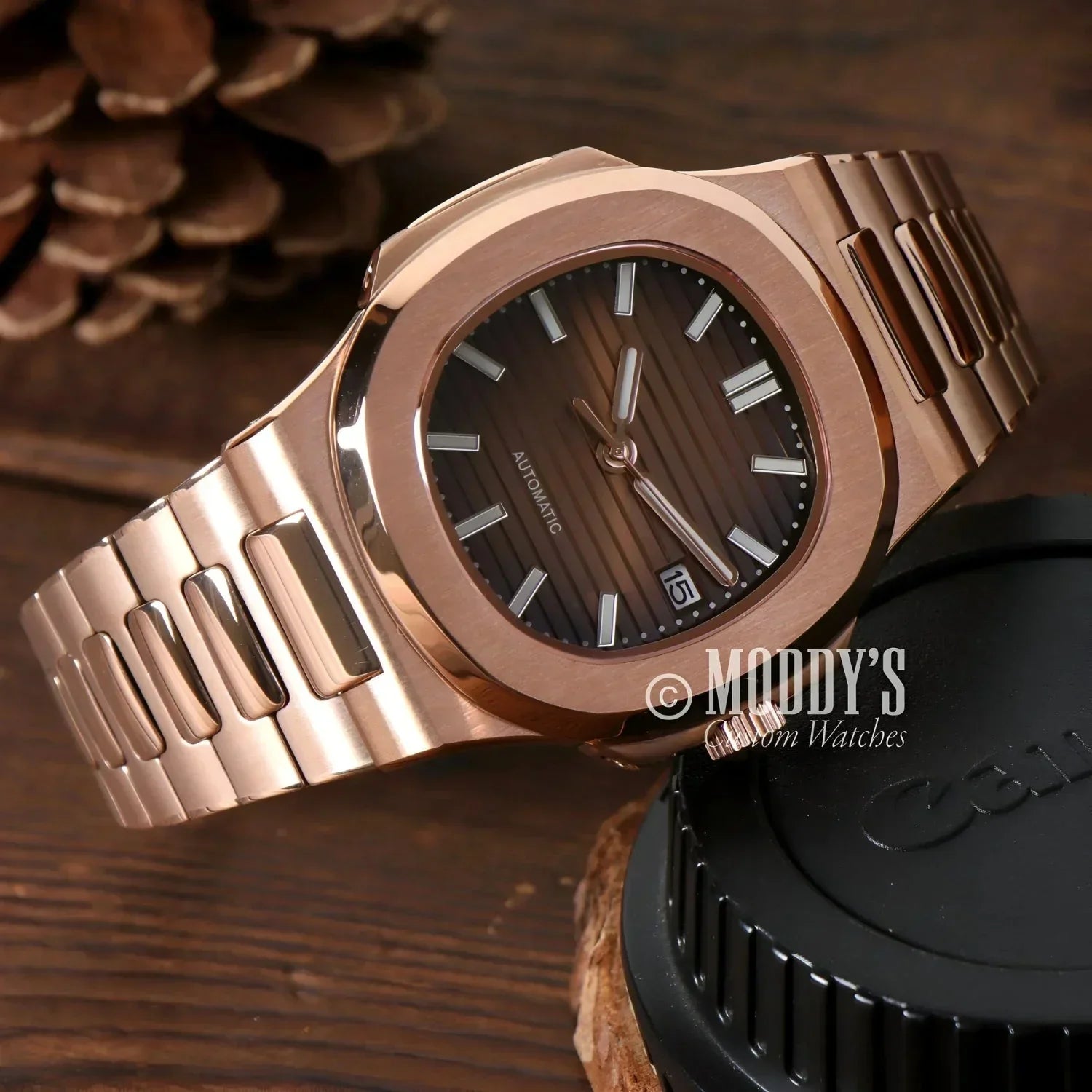 Rose Gold wristwatch Nautiko with NH35 automatic movement and 904L stainless steel band