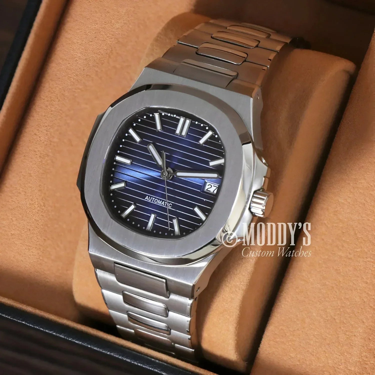 Silver automatic wristwatch Nautiko Royal Blue with NH35 automatic movement and Seiko Mod Nautilus design