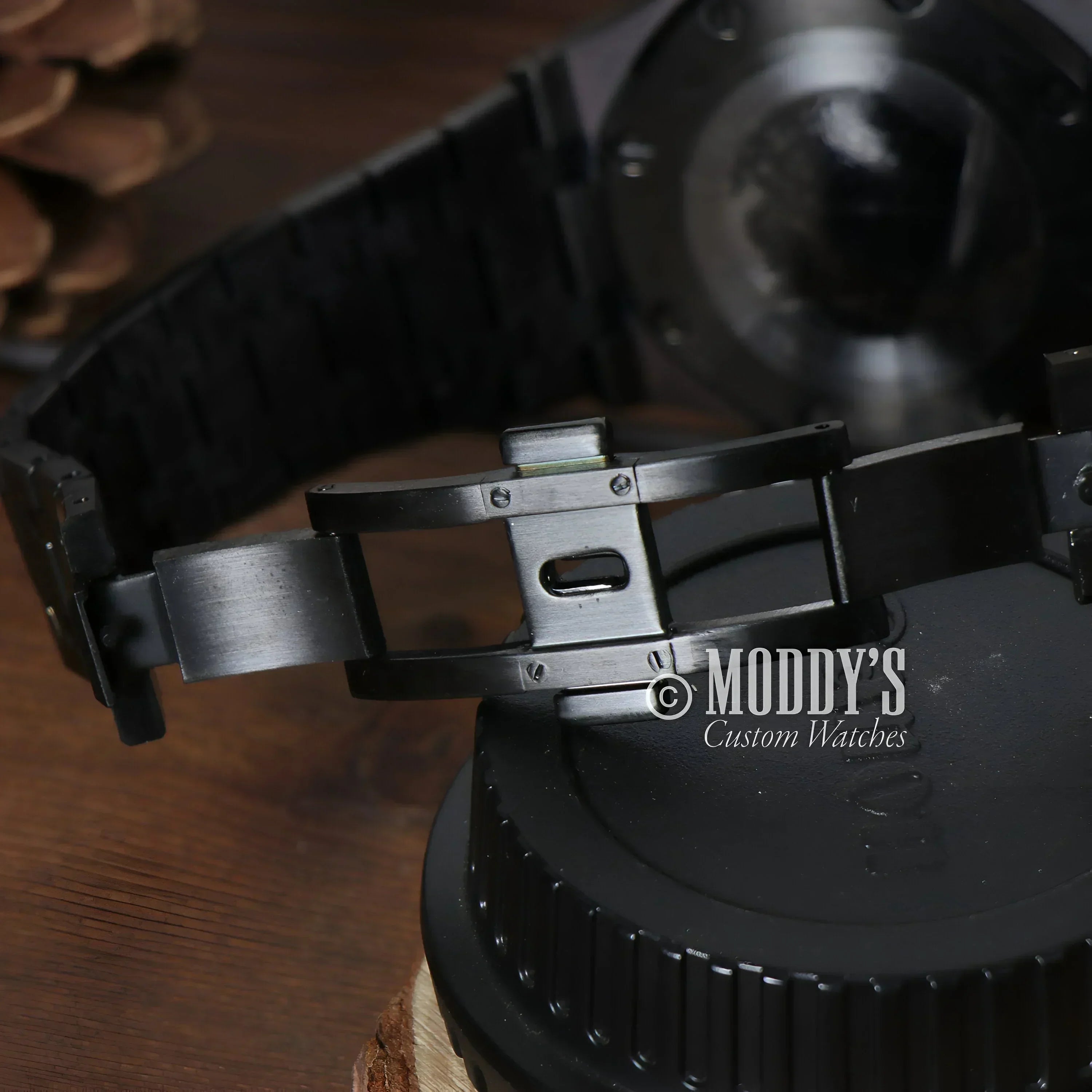Black metal watch clasp for Royal Seikoak Chrono Triple Black with Seiko VK63 hybrid movement