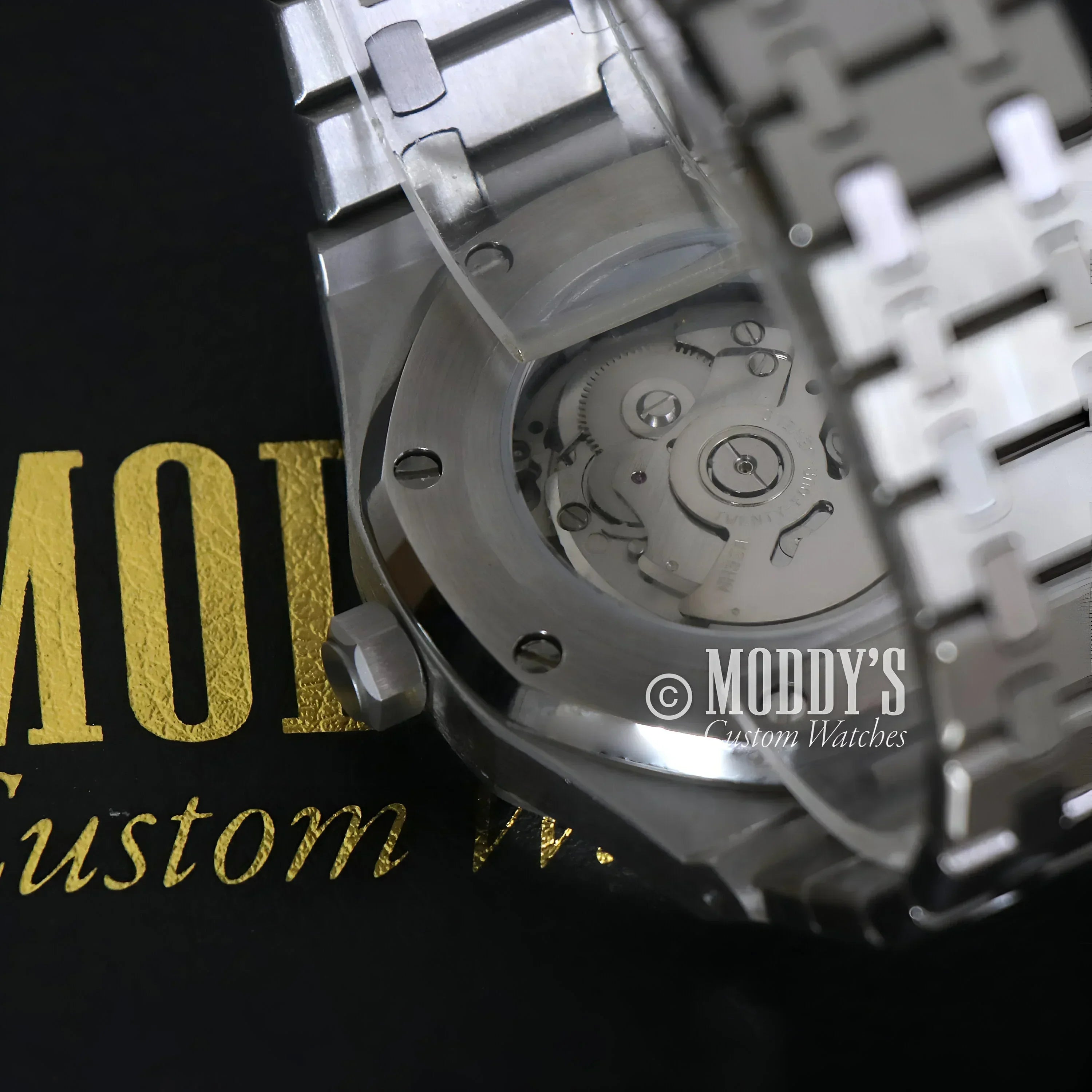 Silver wristwatch Royal Seikoak showcasing NH35 automatic movement elegance
