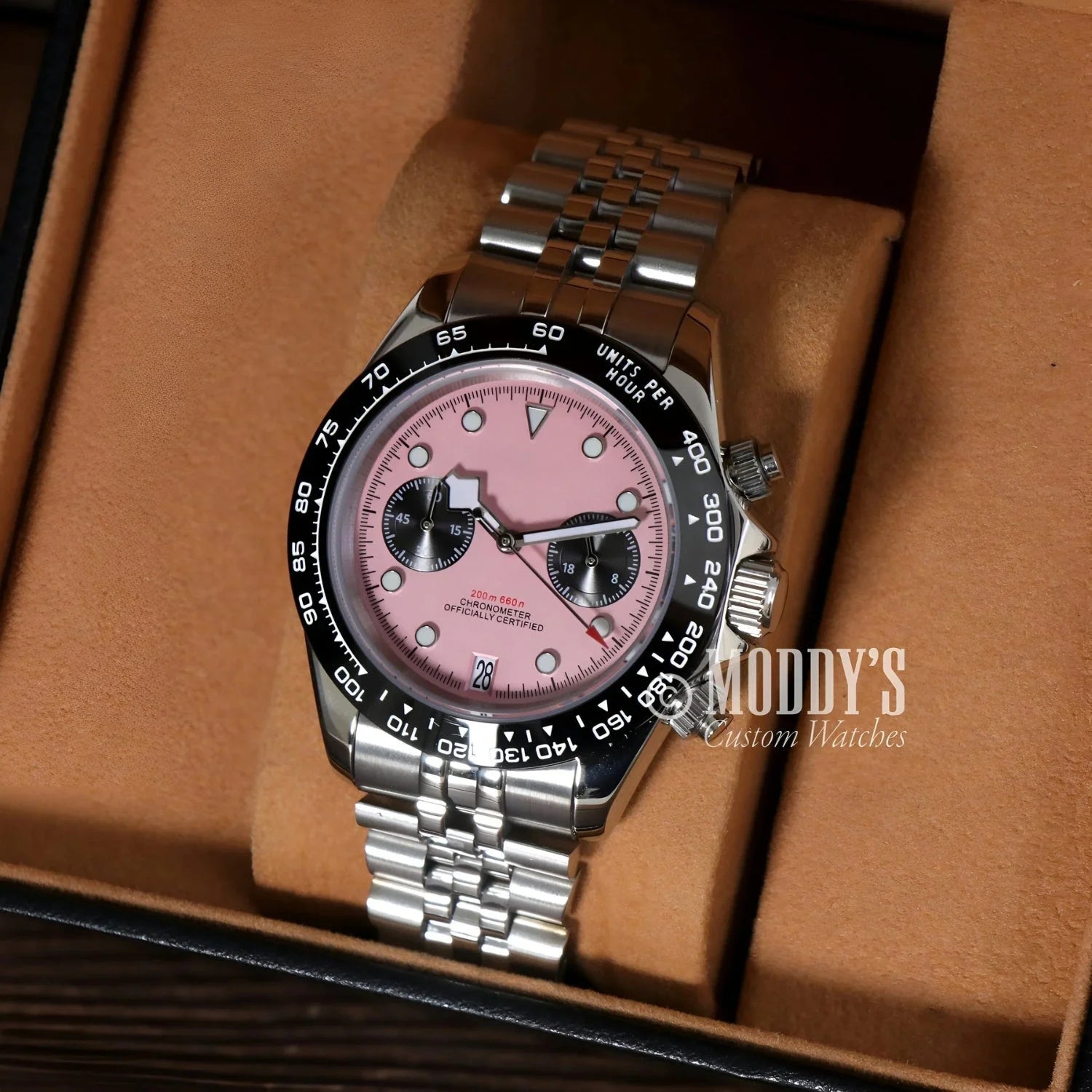 Pink-faced chronograph wristwatch Tudeiko with Seiko VK63 hybrid movement