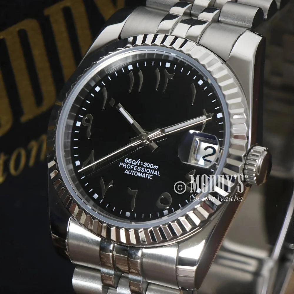 Silver Seikojust wristwatch with Arabic numerals and NH35 automatic movement