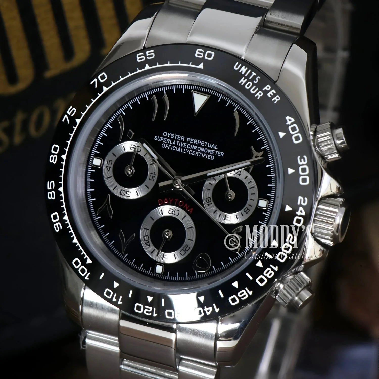 Silver Rolex Daytona wristwatch from Seitona with Seiko VK63 hybrid movement