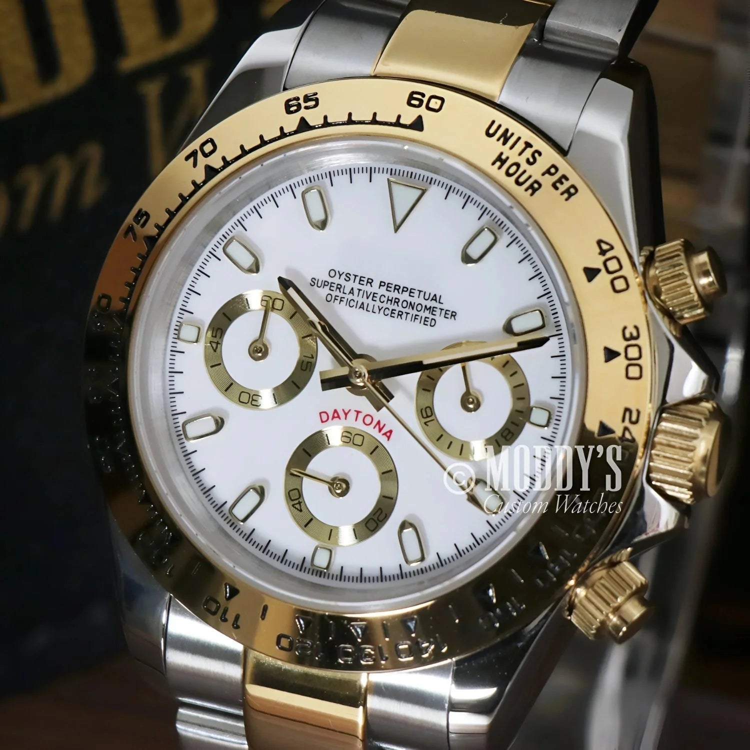 Two-tone Rolex Daytona wristwatch with Seiko VK63 hybrid movement in Seitona Silver - Gold