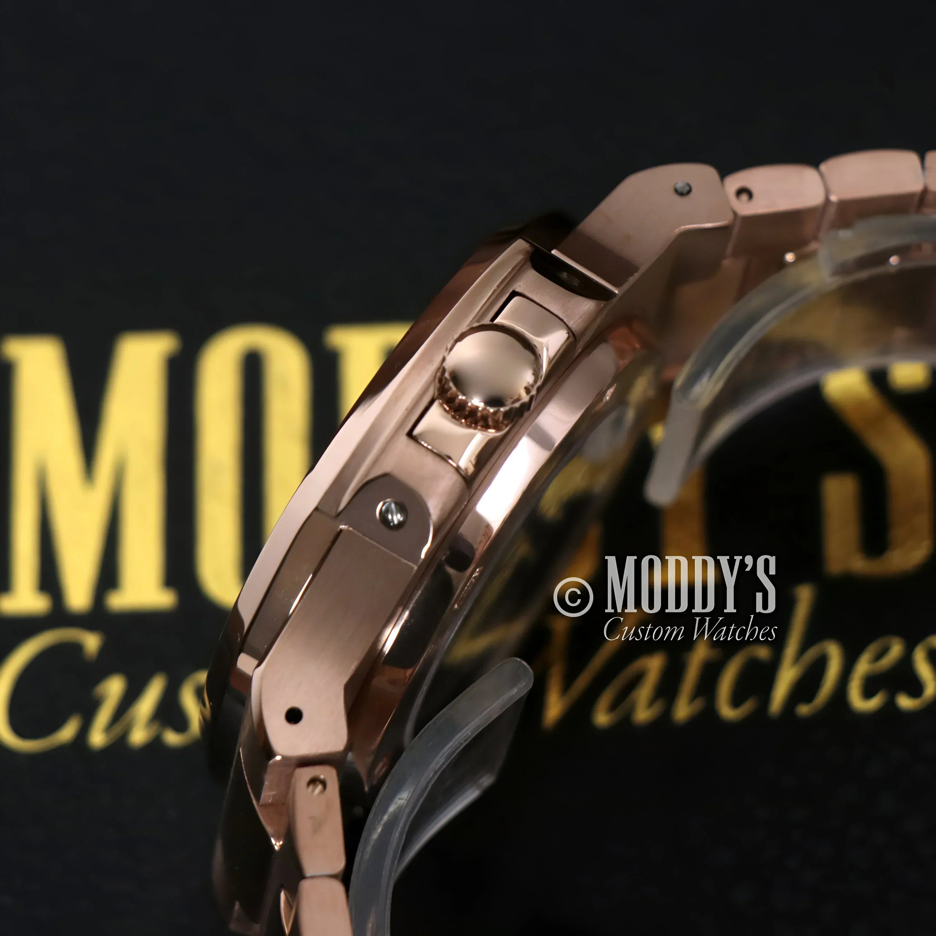 Rose gold Nautiko wristwatch with NH35 automatic movement and 904L stainless steel