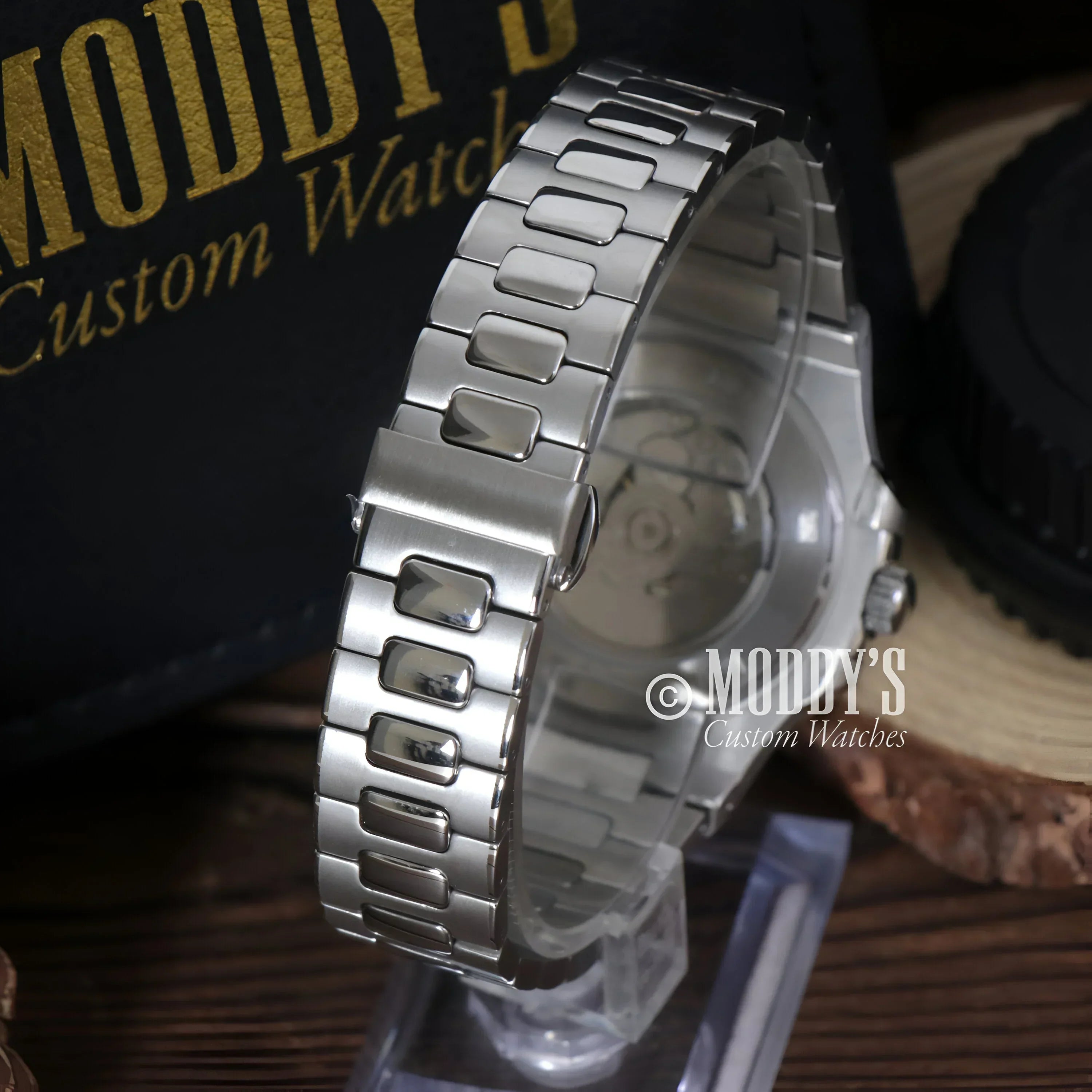 Silver metal watch band for the Nautiko White Open Heart, crafted from 904L stainless steel