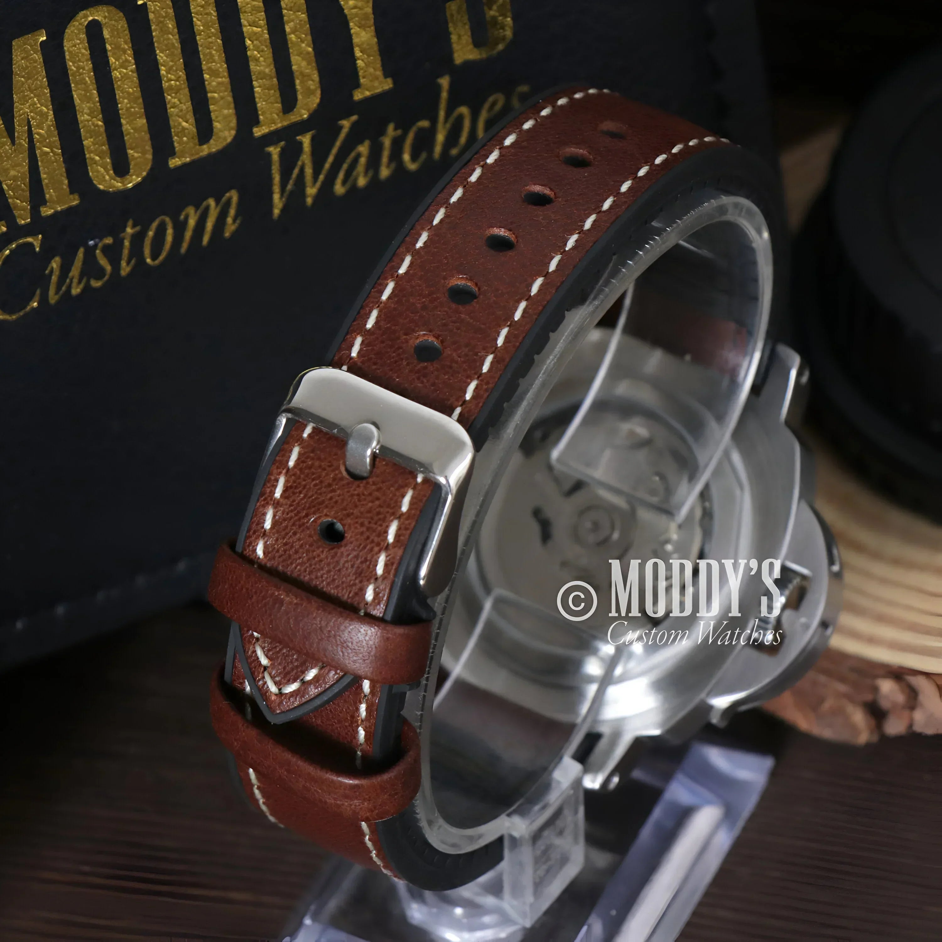 Brown leather watch strap with white stitching for Seiko NH35 automatic movement