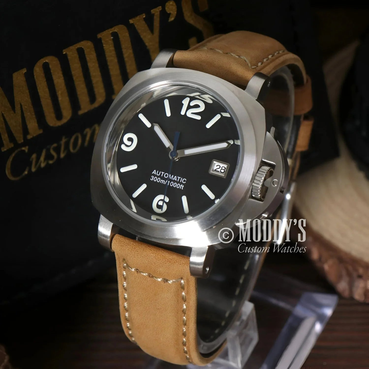 Silver-cased Seiko NH35 automatic wristwatch with tan leather band in iconic Luminor design