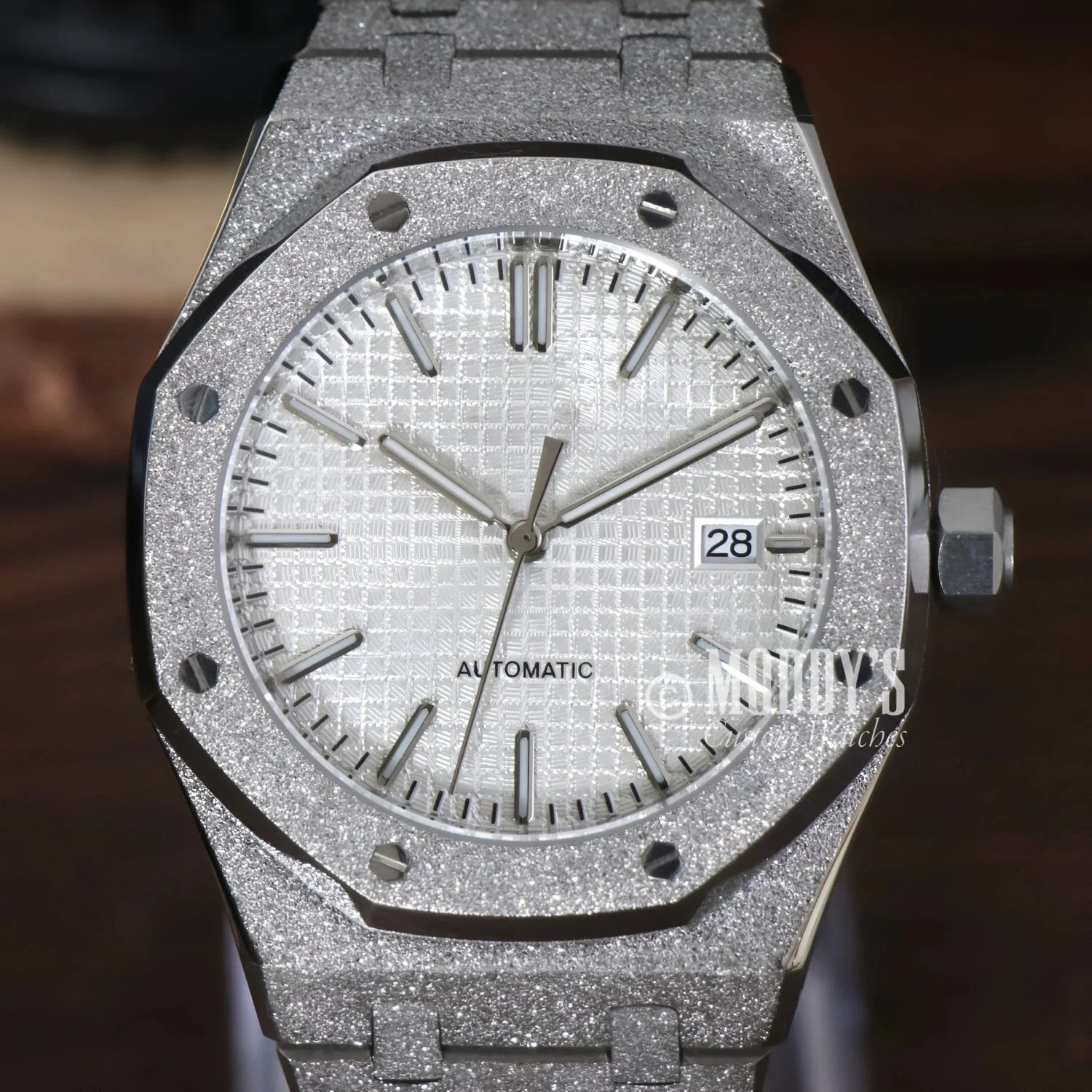 Silver-toned automatic wristwatch Royal Seikoak with NH35 automatic movement