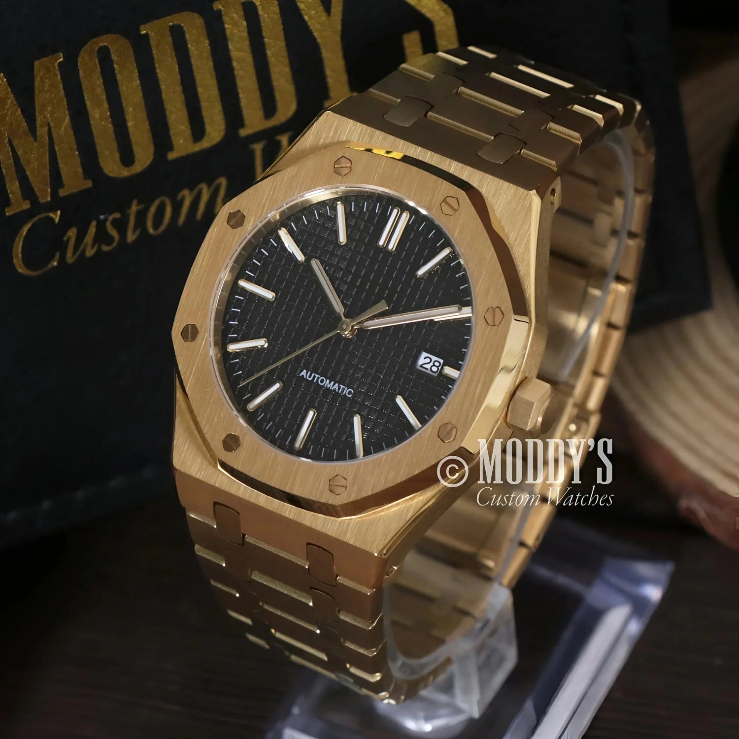 Gold-toned automatic wristwatch Royal Seikoak with NH35 automatic movement