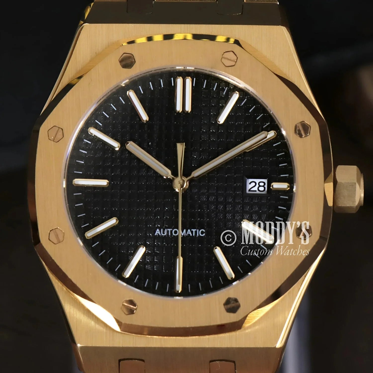 Gold-toned Royal Seikoak watch featuring NH35 automatic movement for luxury timepieces