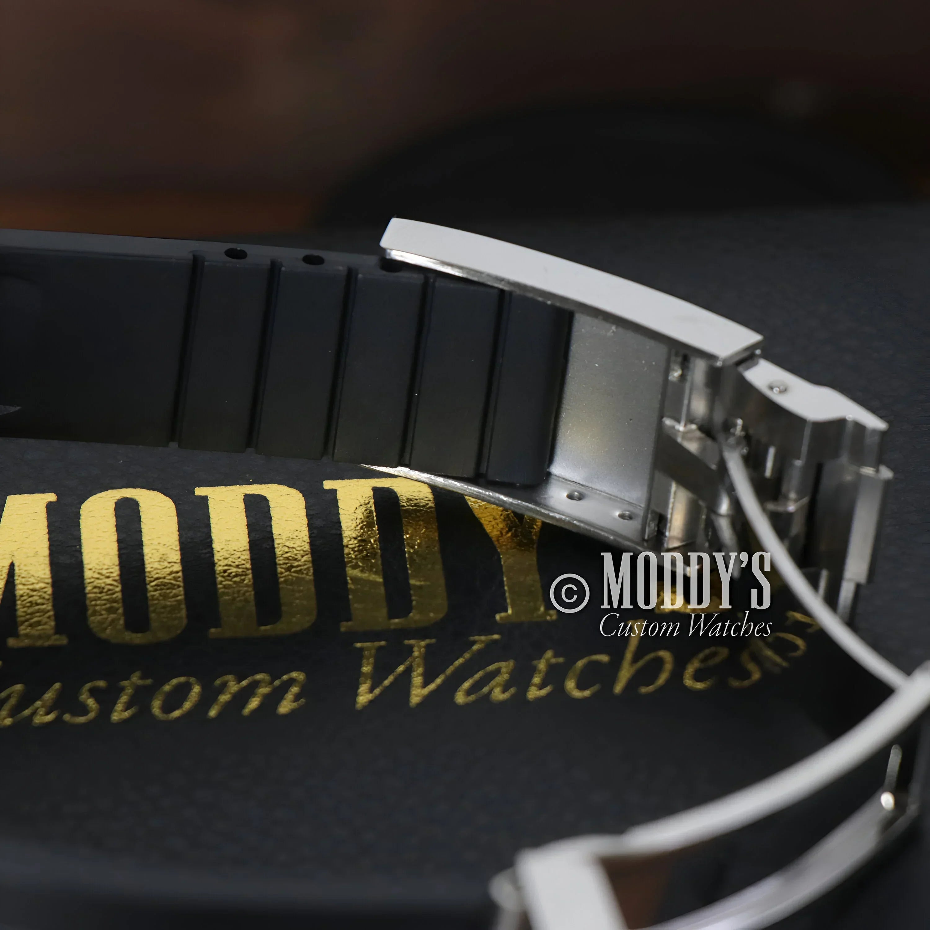 Black watch band with silver clasp for Seikomariner featuring NH35 Automatic movement
