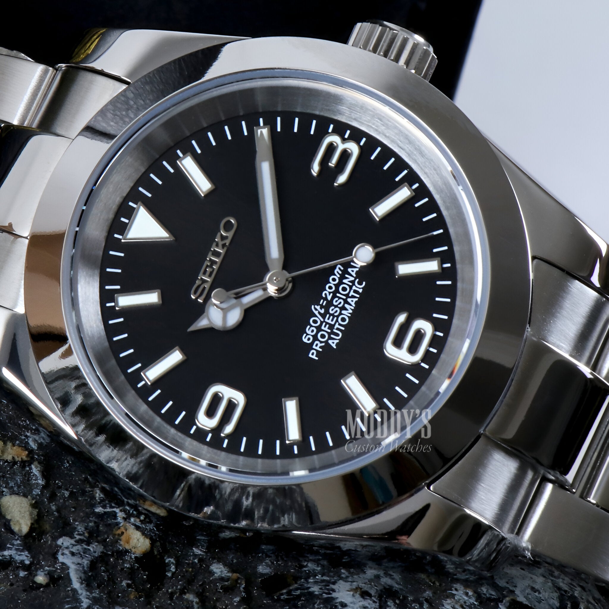 Oysteiko Explorer Black