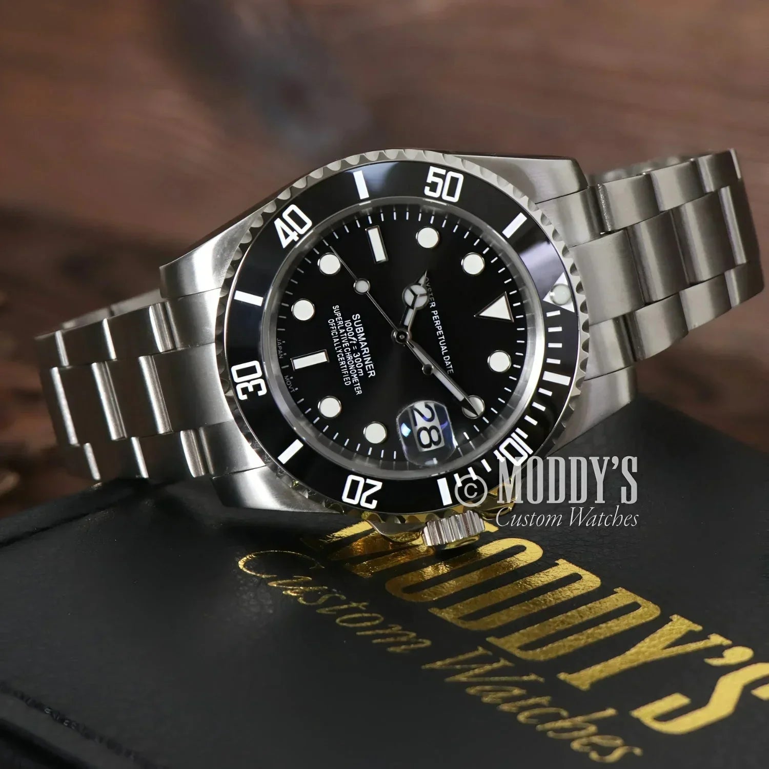 Silver Seiko Mod Submariner wristwatch with black dial and NH35 automatic movement