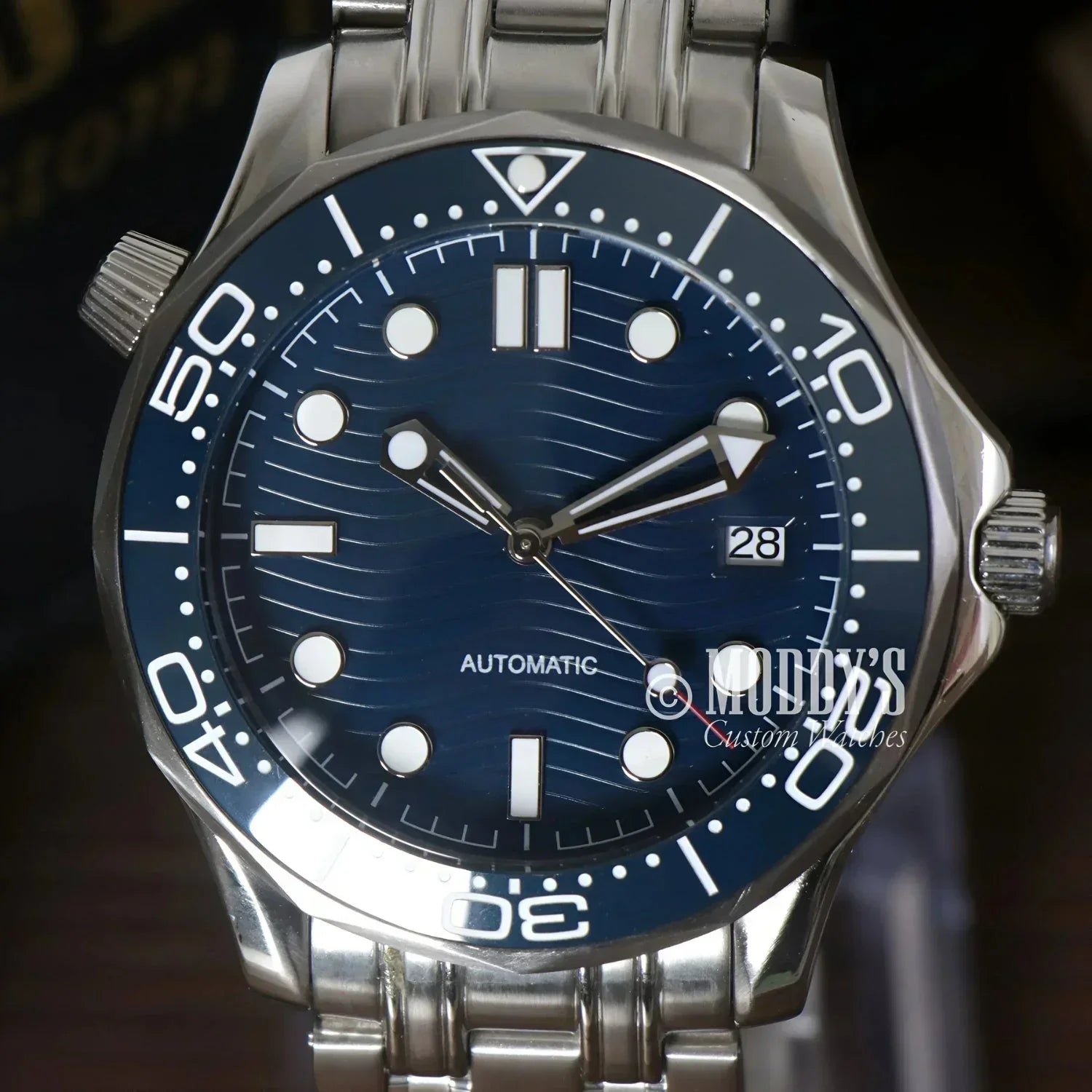 Blue-faced automatic wristwatch Seikomaster Blue with NH35 automatic movement and Seiko mod Seamaster design